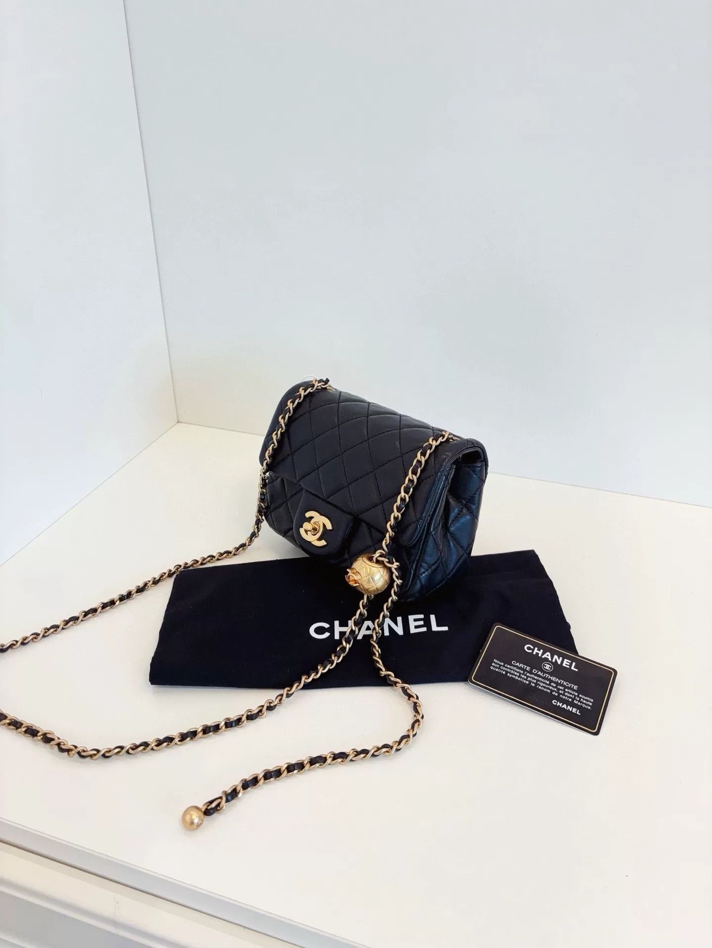 Chanel Pre-loved Bag Very good condition Size ONE SIZE - 3 Thumbnail
