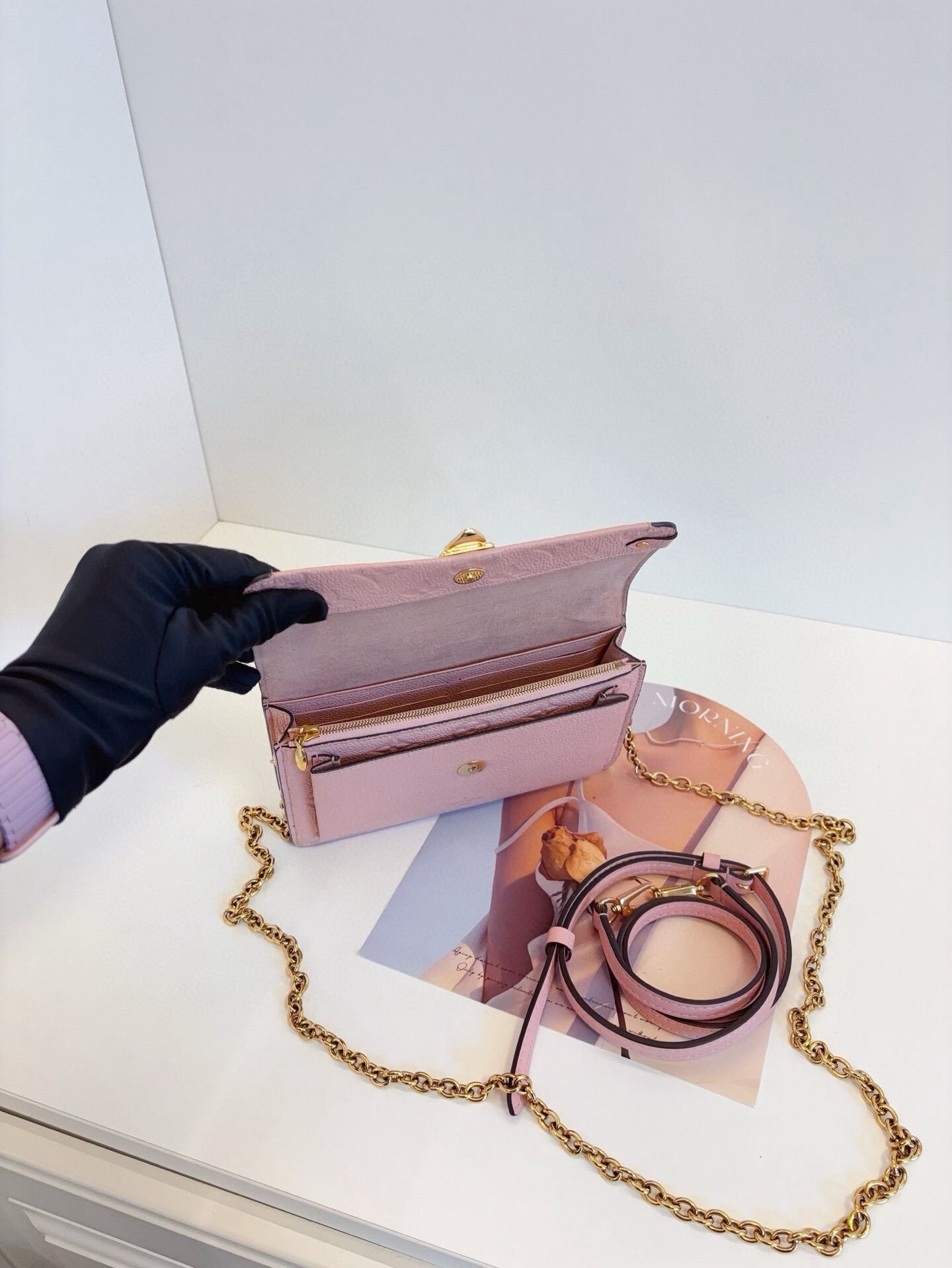 Louis Vuitton Pre-loved Bag Very good condition Size ONE SIZE - 8 Thumbnail