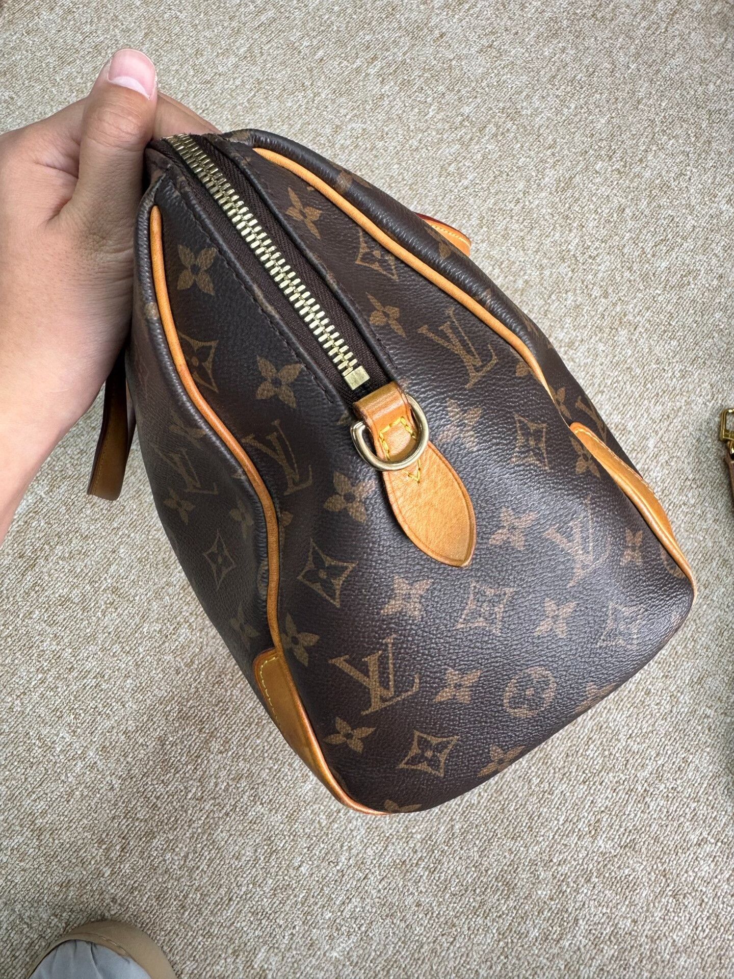 Louis Vuitton Pre-loved Bag Very good condition Size ONE SIZE - 4 Thumbnail