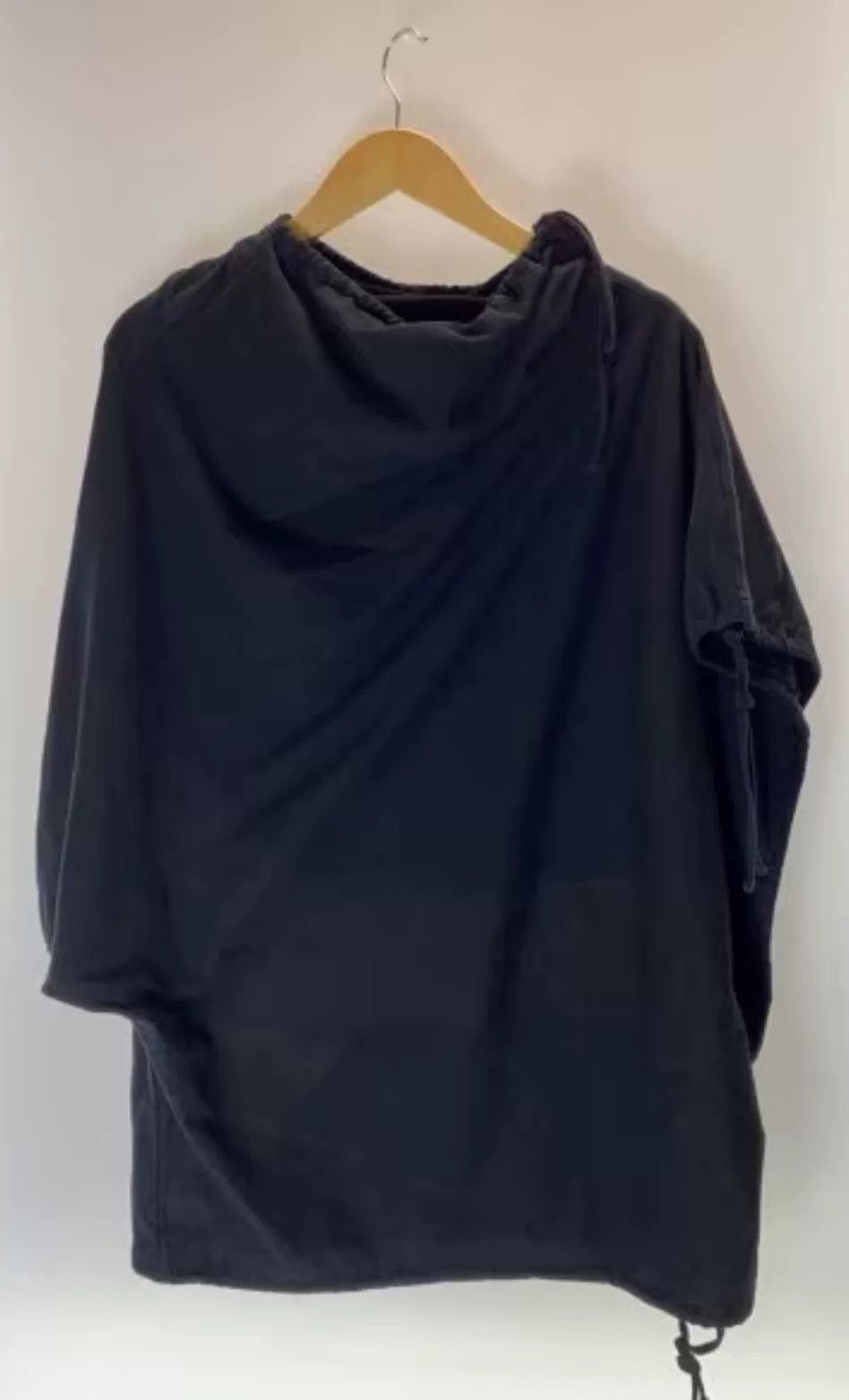 Yohji Yamamoto Yohji Yamamoto Black Drawstring Pullover Size US M / EU 48-50 / 2 - 2 Thumbnail