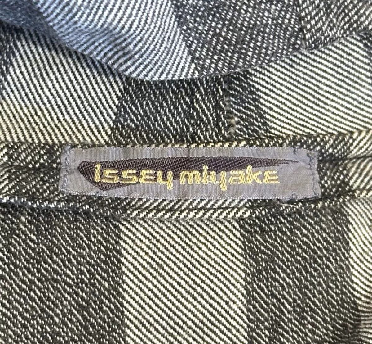 Issey Miyake ISSEY MIYAKE Early Logo Turtleneck Shirt Size US L / EU 52-54 / 3 - 6 Thumbnail