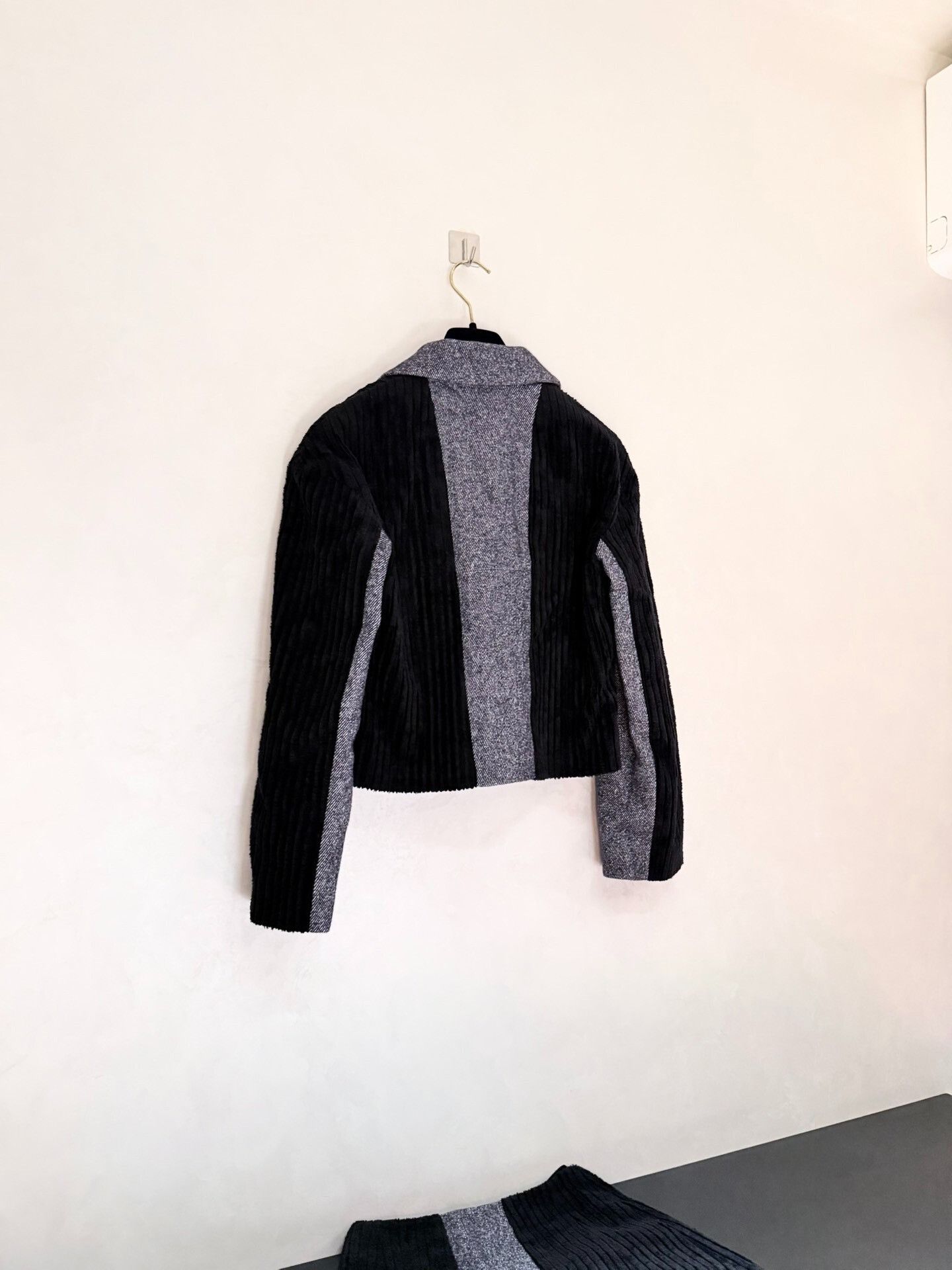 Chanel Chanel 13FW Corduroy Suit Set Size S / US 4 / IT 40 - 2 Thumbnail