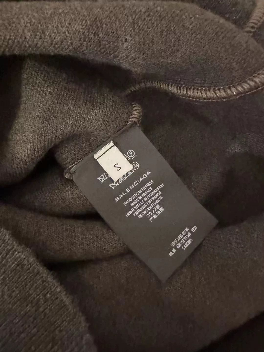 Balenciaga Balenciaga Men's Turtleneck Sweater Size US S / EU 44-46 / 1 - 3 Thumbnail