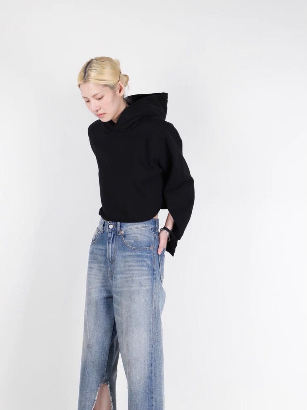 MM6 MM6 21FW Maison Margiela Black Cropped Hoodie Size XS / US 0-2 / IT 36-38 - 4 Thumbnail