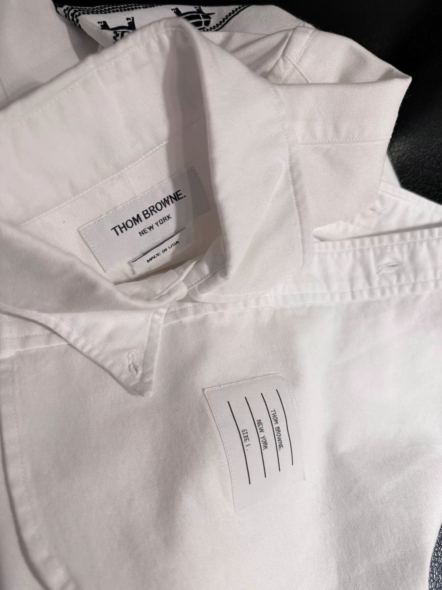 Thom Browne Thom Browne Whale Embroidery White Shirt Size US S / EU 44-46 / 1 - 3 Thumbnail