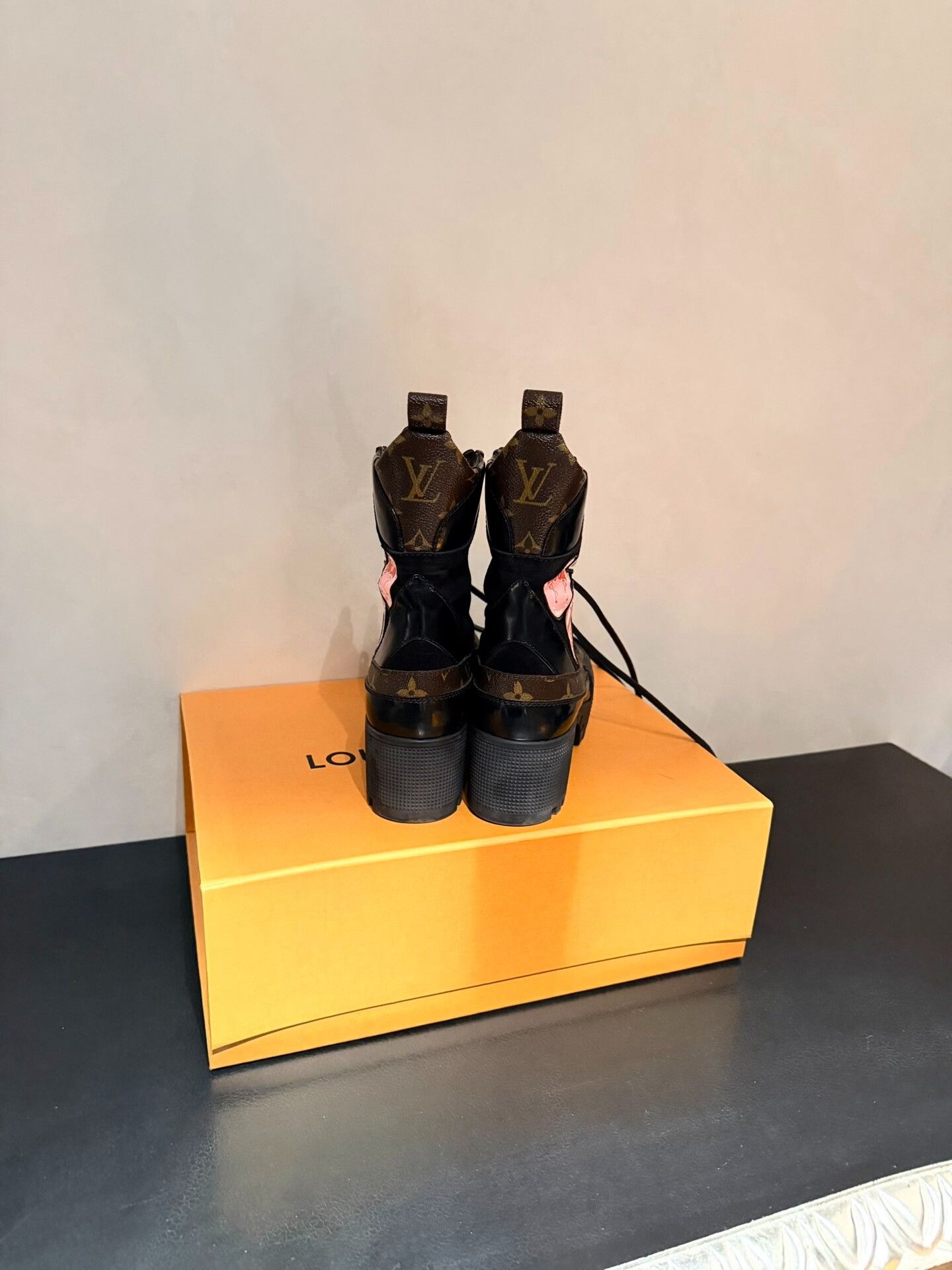 Louis Vuitton Louis Vuitton Limited Monogram Badge Martin Boots Size US 5 / IT 35 - 3 Thumbnail