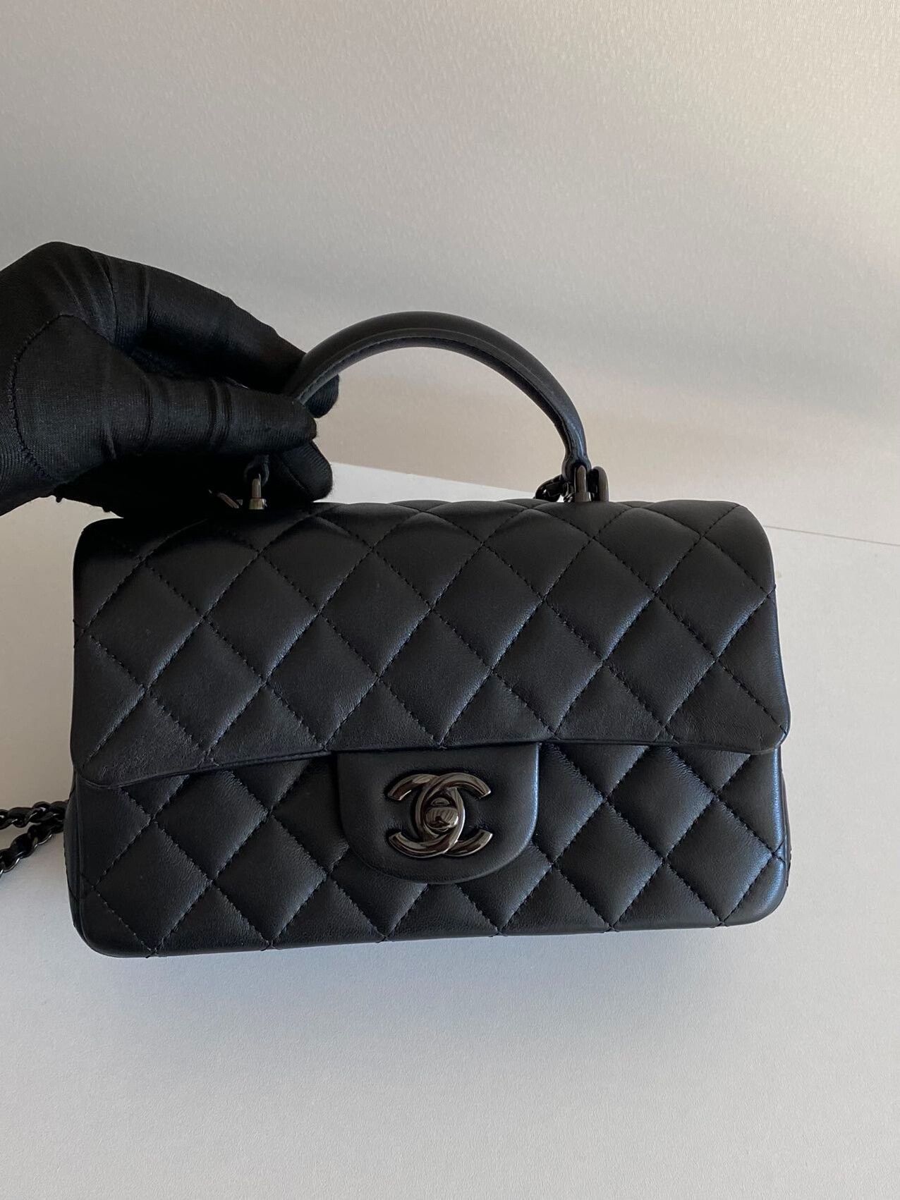 Chanel Pre-loved Bag Very good condition Size ONE SIZE - 4 Thumbnail