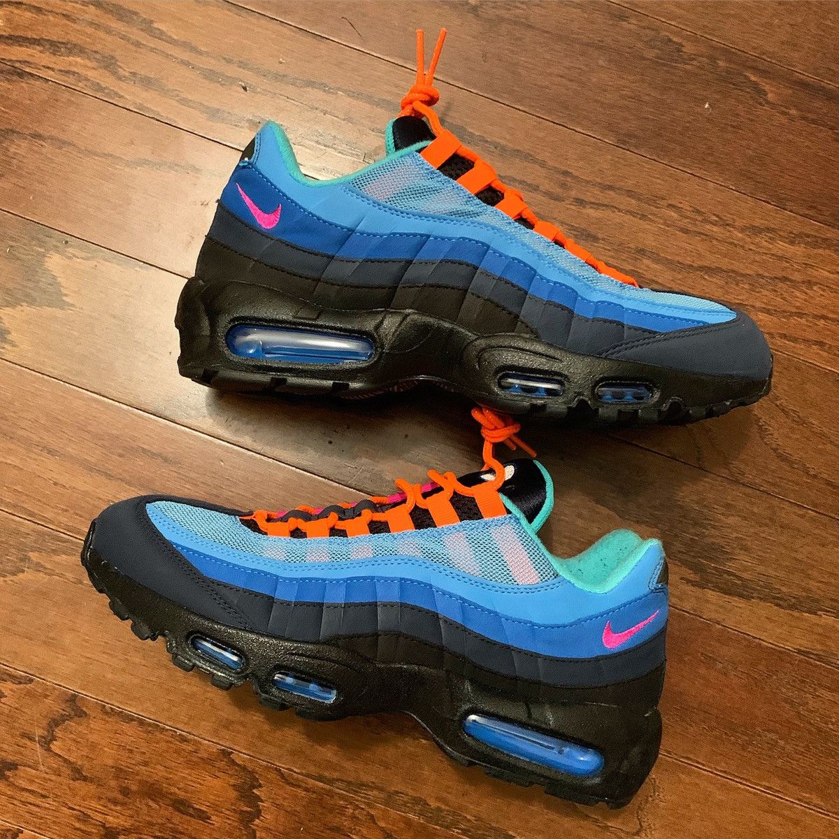 Coral studios air max 95 best sale