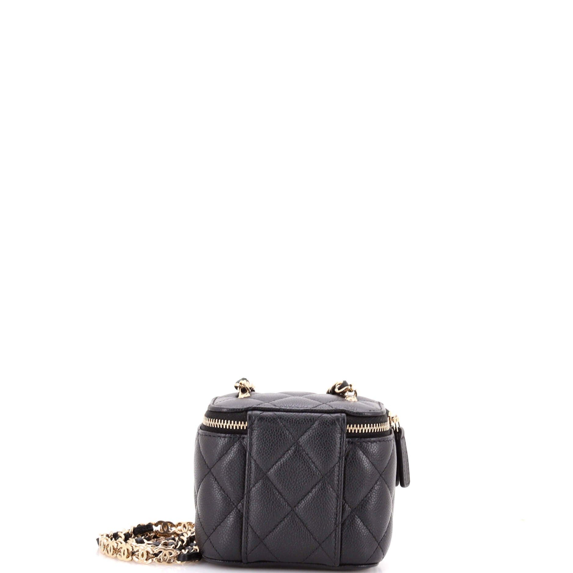 Chanel Tiny CC Link Vanity Case with Chain Size ONE SIZE - 4 Thumbnail