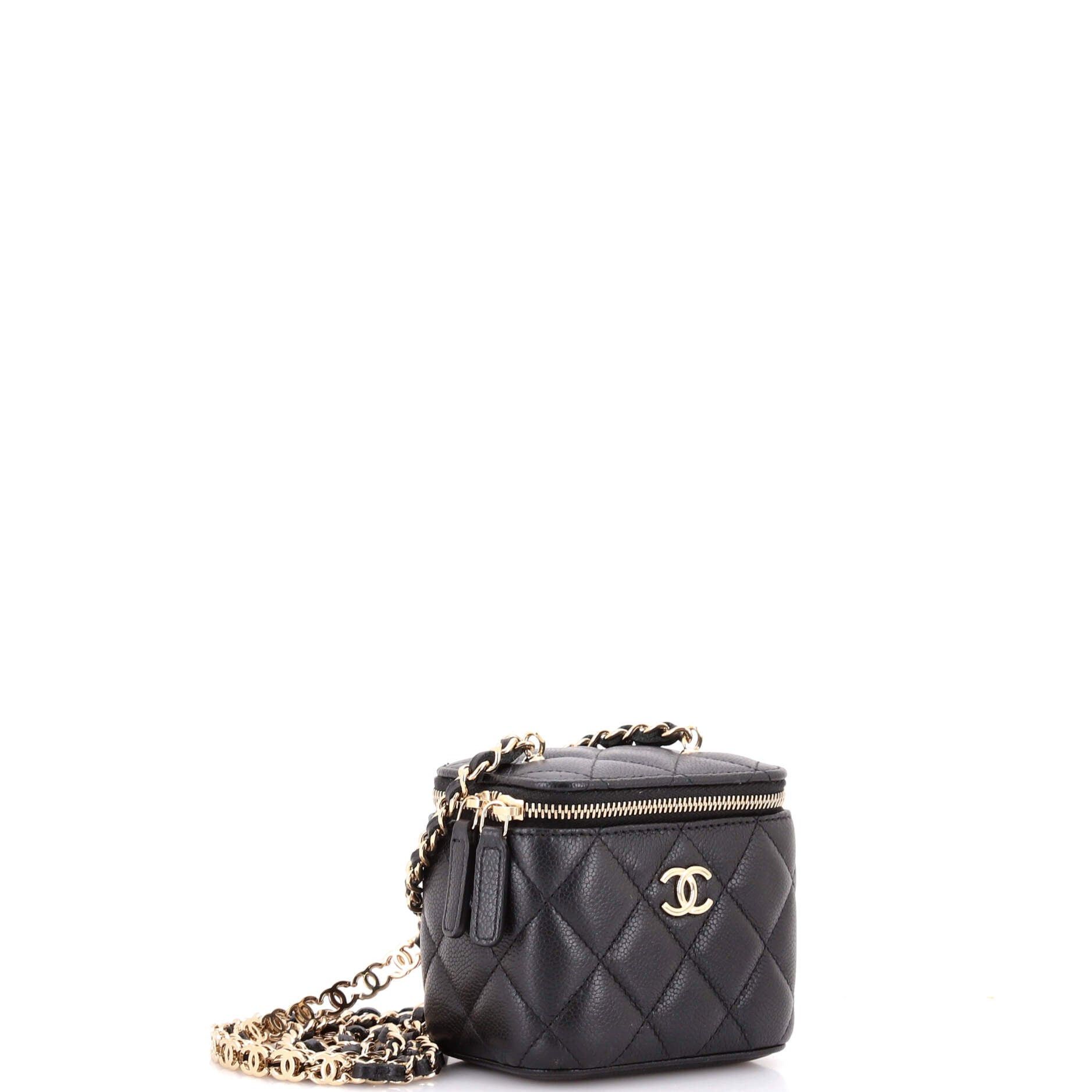 Chanel Tiny CC Link Vanity Case with Chain Size ONE SIZE - 3 Thumbnail