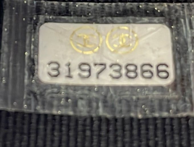 Chanel Tiny CC Link Vanity Case with Chain Size ONE SIZE - 8 Thumbnail