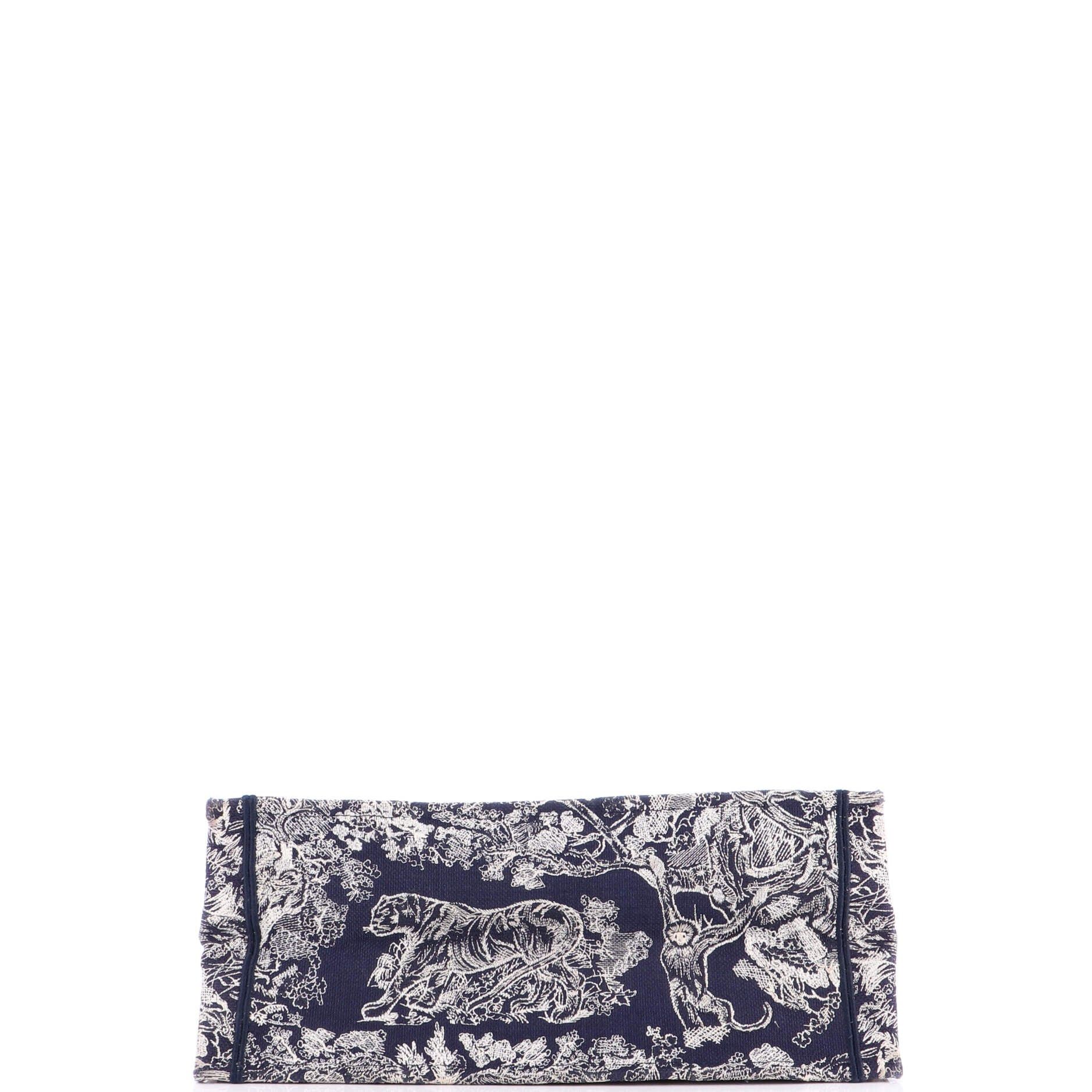 Dior Book Tote Size ONE SIZE - 4 Thumbnail