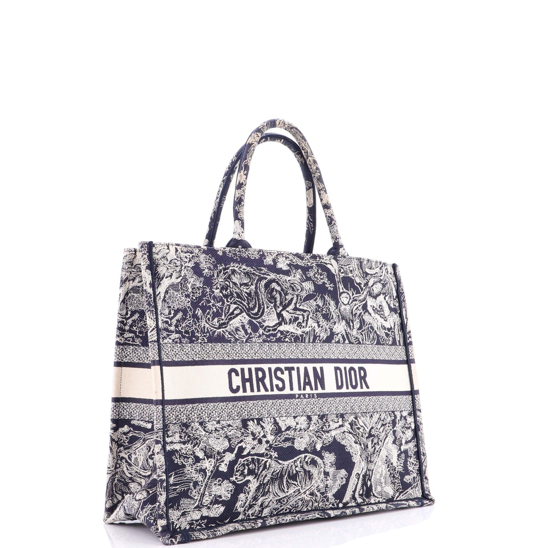 Dior Book Tote Size ONE SIZE - 2 Thumbnail