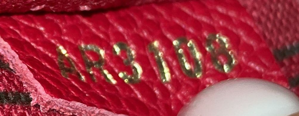 Louis Vuitton Pochette Metis Size ONE SIZE - 9 Thumbnail