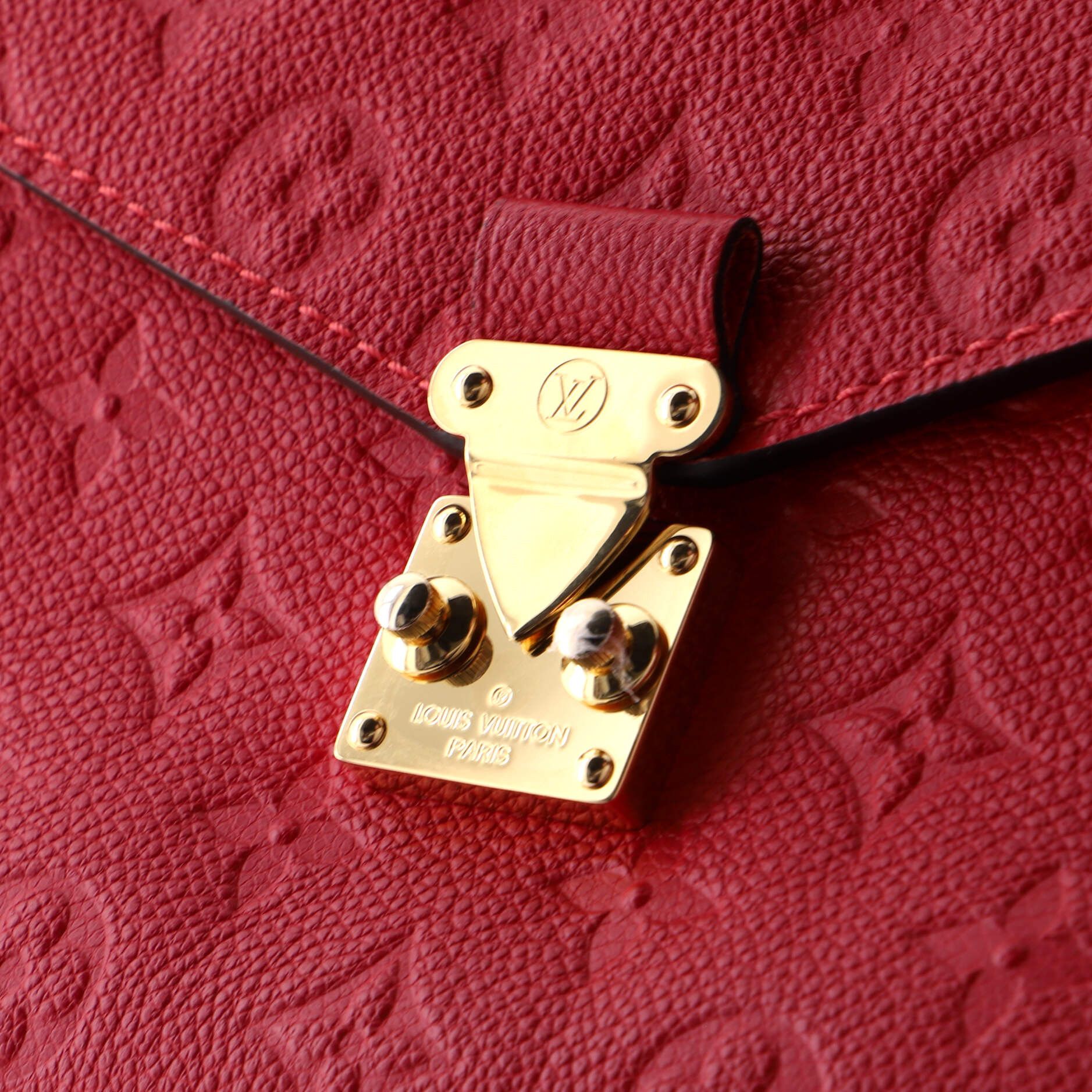 Louis Vuitton Pochette Metis Size ONE SIZE - 8 Thumbnail