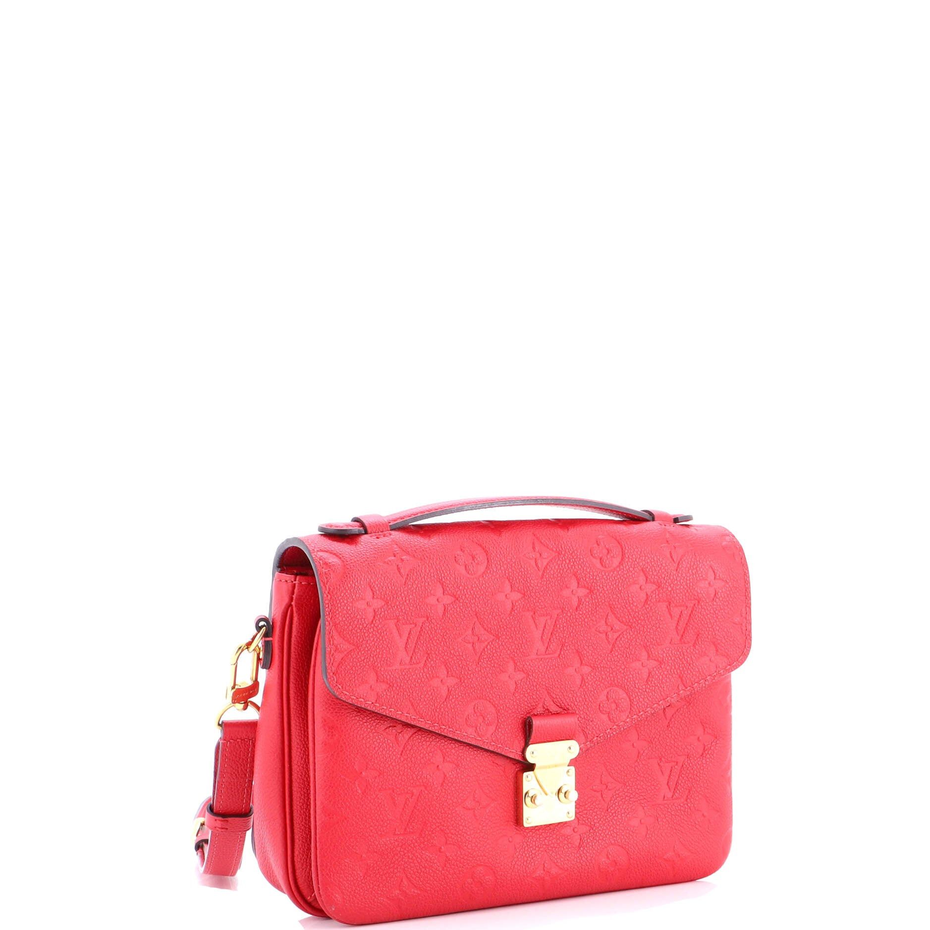 Louis Vuitton Pochette Metis Size ONE SIZE - 2 Thumbnail