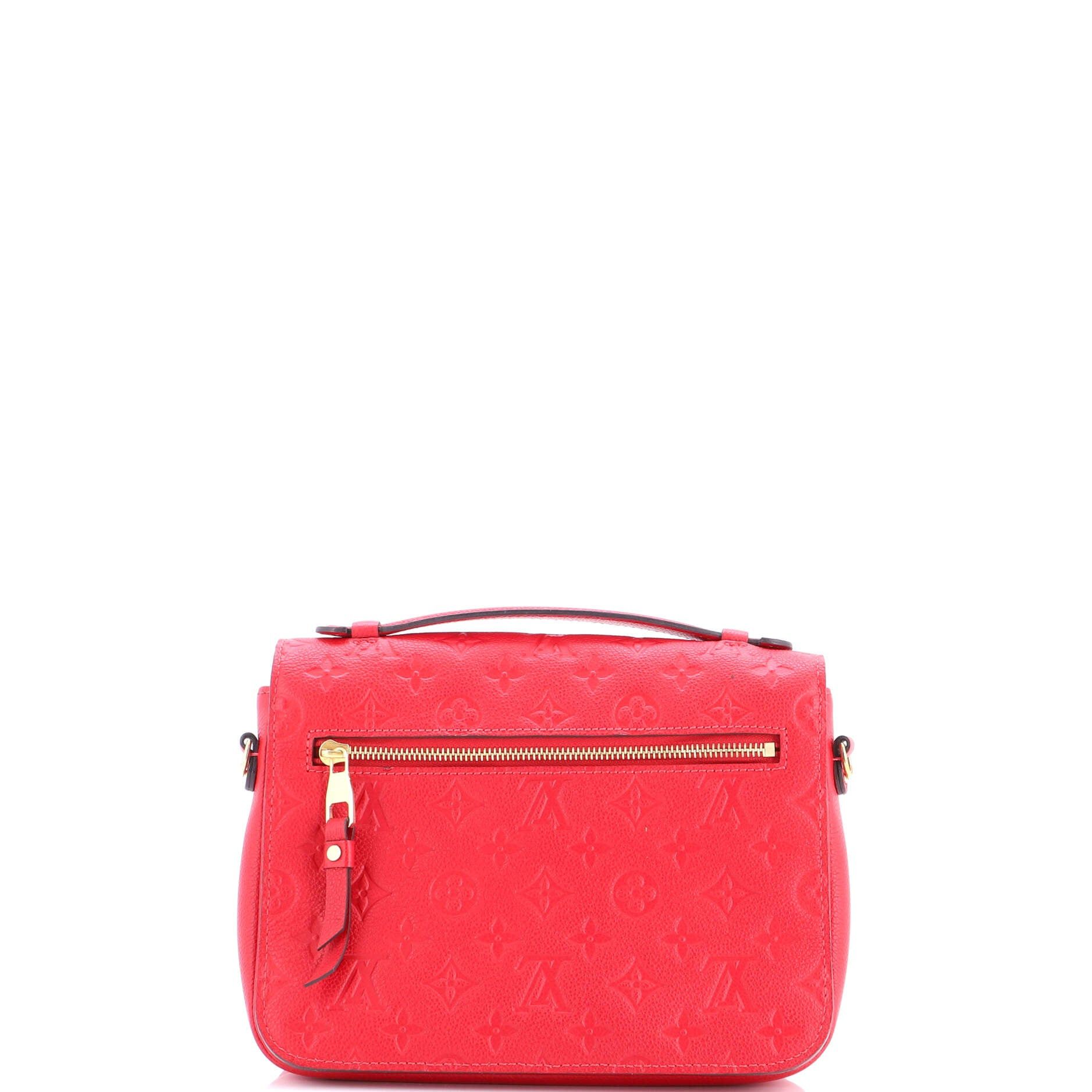 Louis Vuitton Pochette Metis Size ONE SIZE - 3 Thumbnail