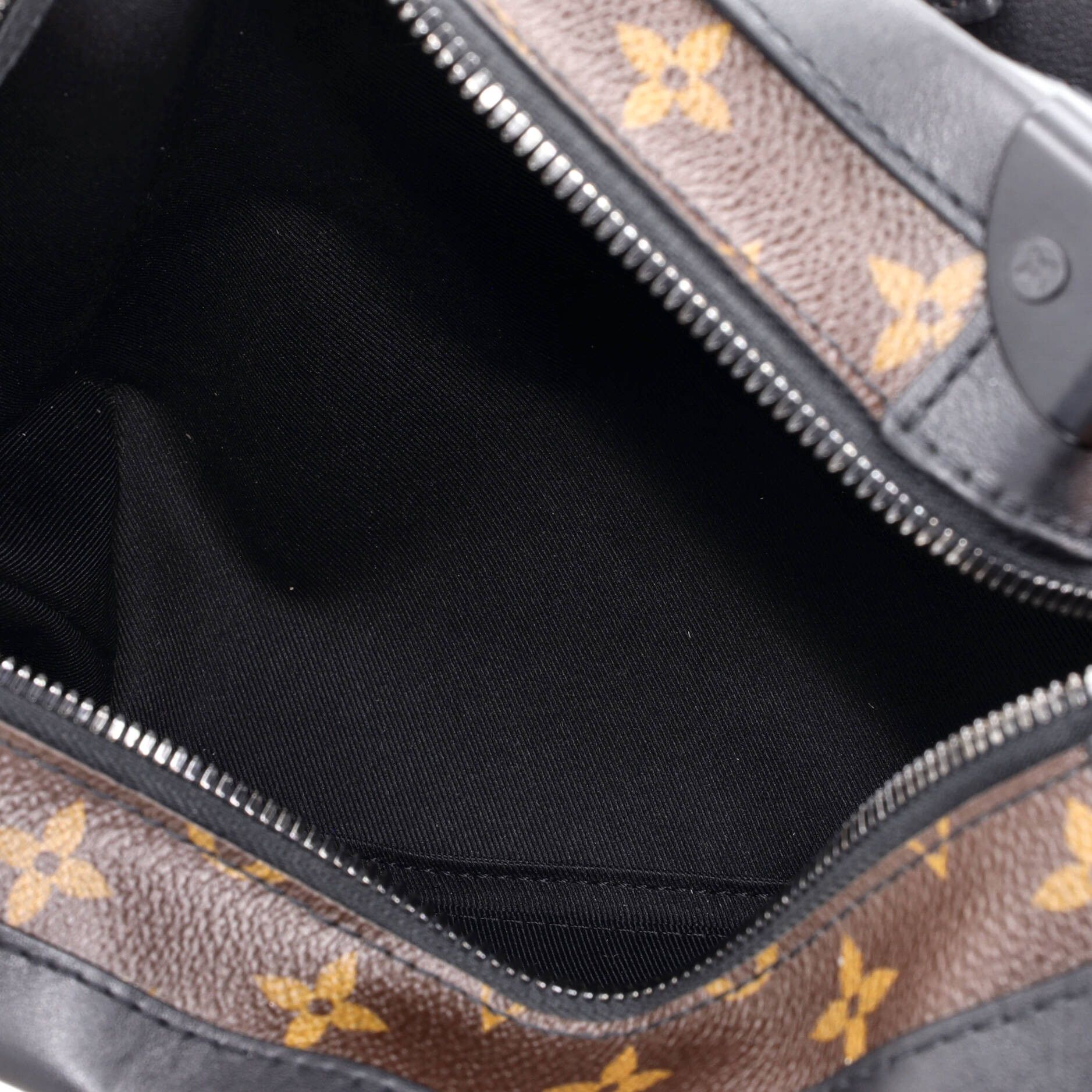 Louis Vuitton Solar Ray Soft Trunk Bag Size ONE SIZE - 5 Thumbnail