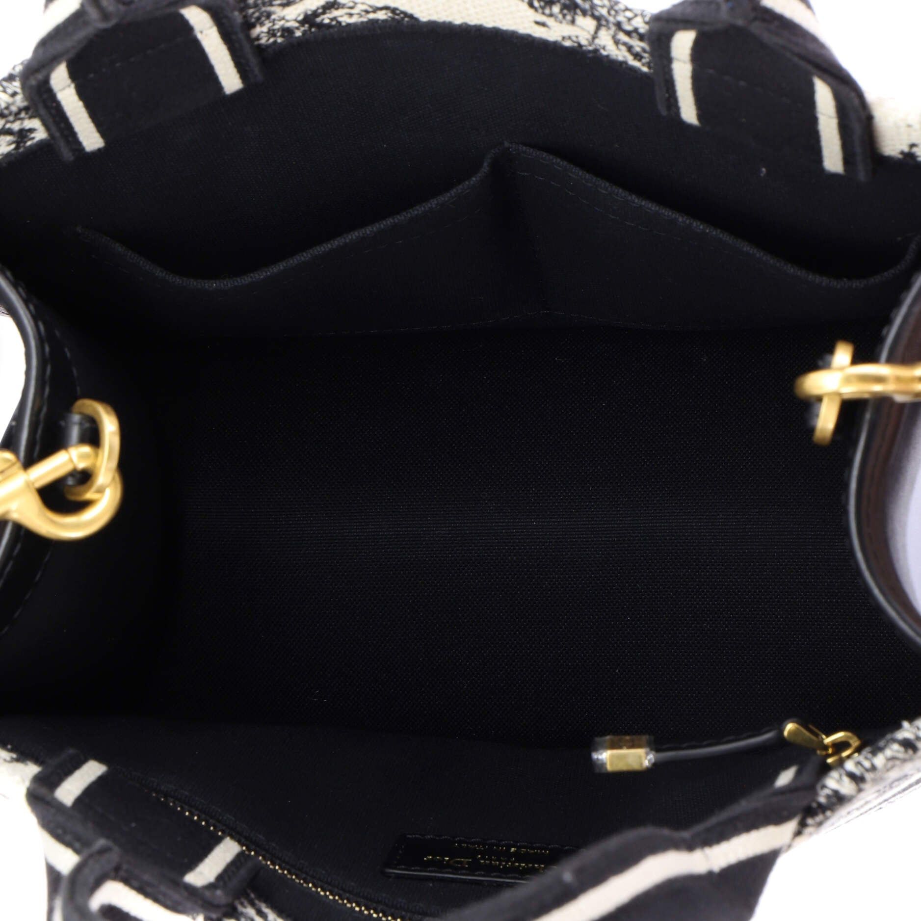Dior Book Tote with Strap Size ONE SIZE - 5 Thumbnail