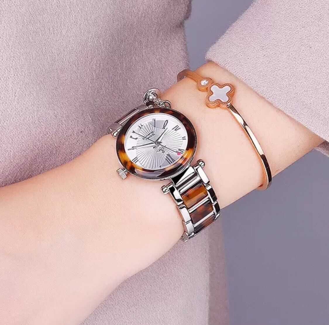 Vivienne Westwood Vivienne Westwood Quartz Watch with Saturn Pendant Size ONE SIZE - 4 Thumbnail