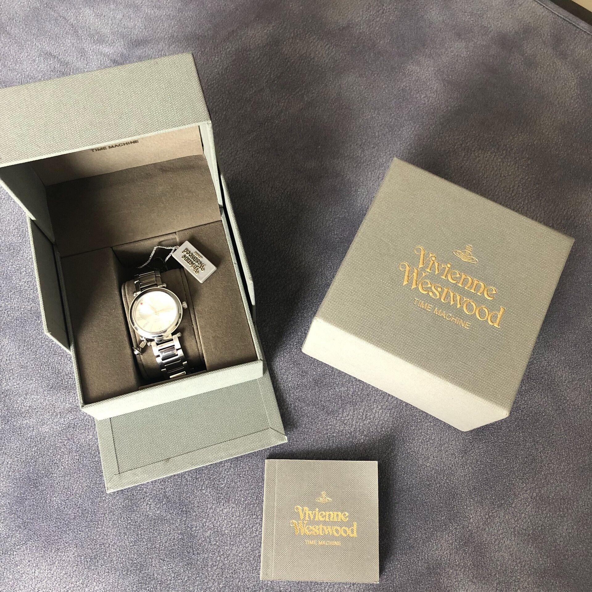 Vivienne Westwood Vivienne Westwood Quartz Watch with Saturn Pendant Size ONE SIZE - 2 Thumbnail