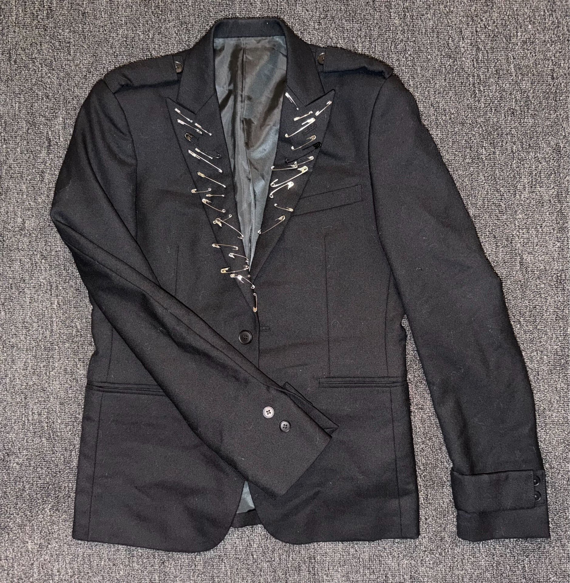 Pledge Black Gun Collar Suit by Pledge Size M / US 6-8 / IT 42-44 - 5 Thumbnail