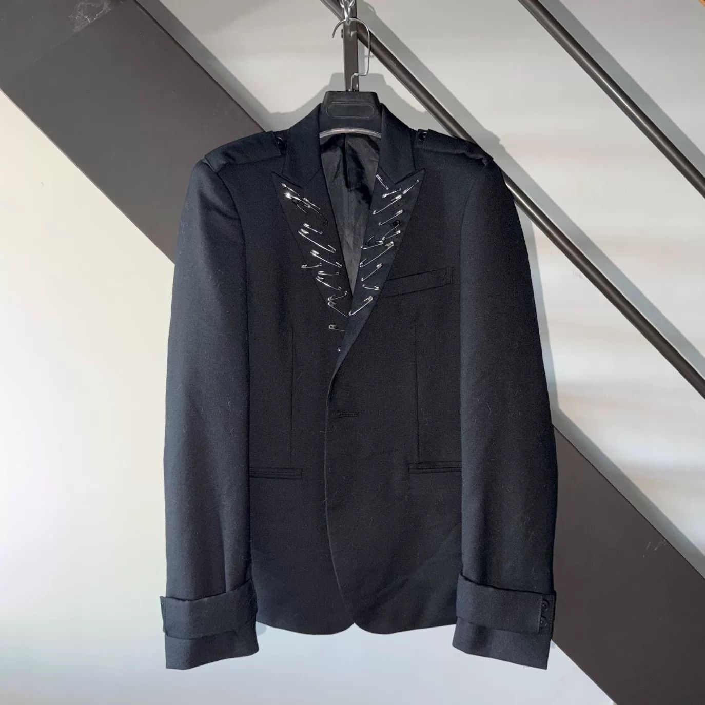 Pledge Black Gun Collar Suit by Pledge Size M / US 6-8 / IT 42-44 - 2 Thumbnail