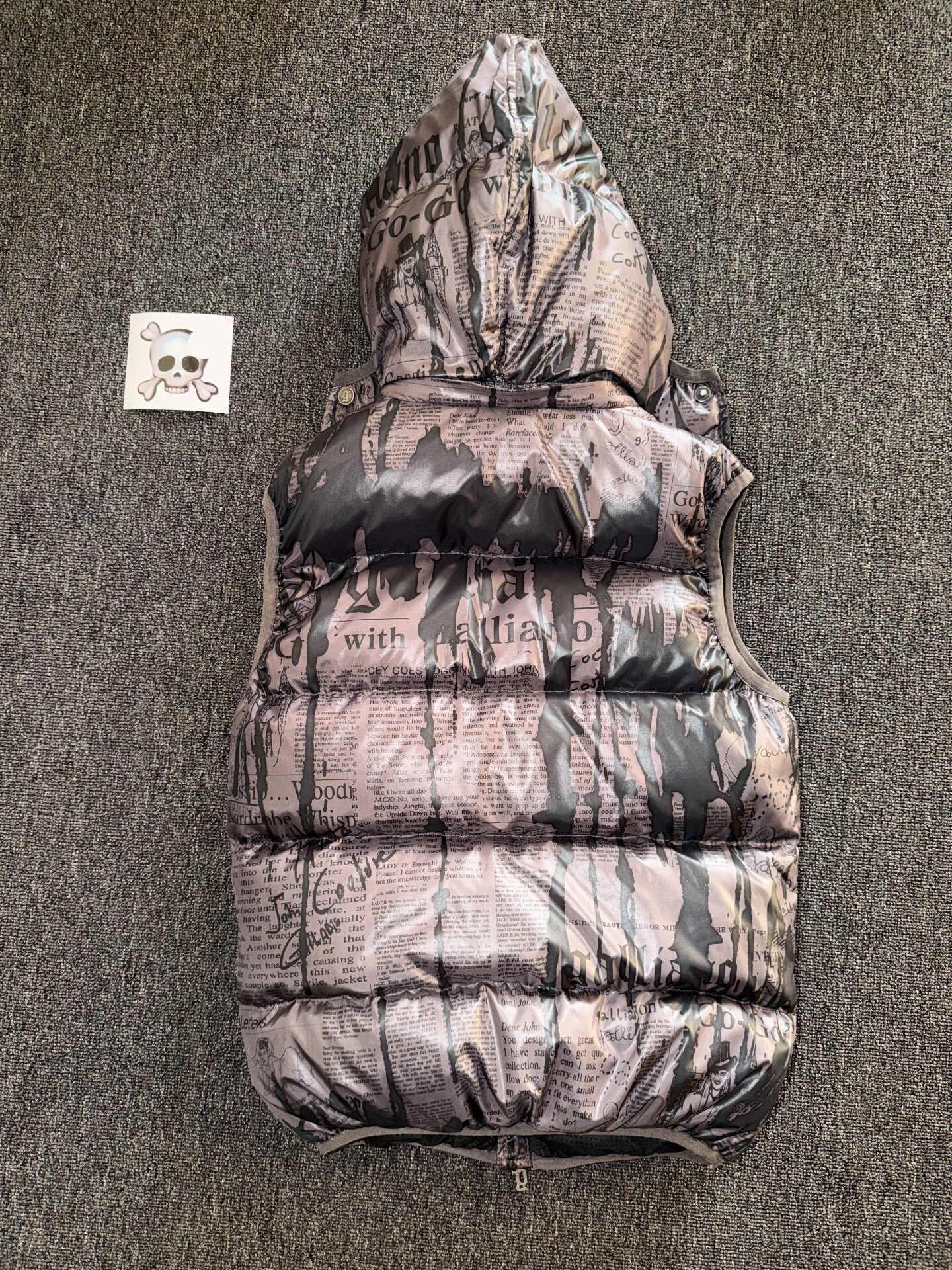 John Galliano John Galliano Newspaper Down Vest Size US S / EU 44-46 / 1 - 4 Thumbnail