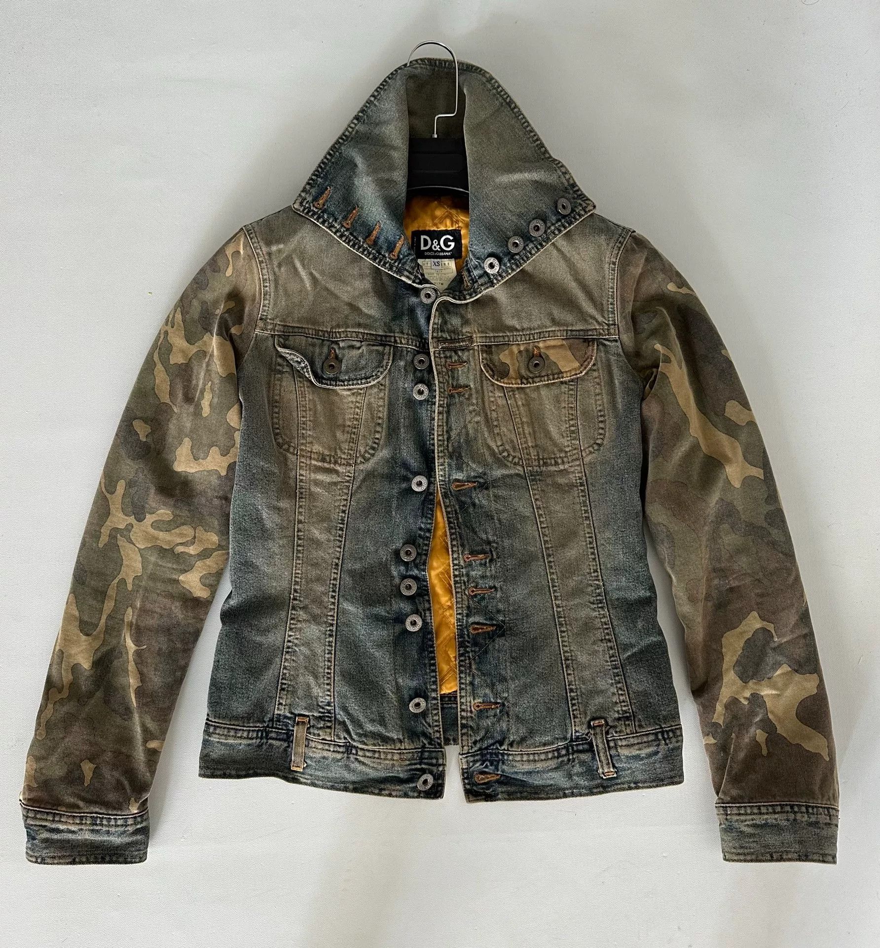 Dolce & Gabbana Camouflage Collar Jacket by Dolce & Gabbana Size US XS / EU 42 / 0 - 2 Thumbnail