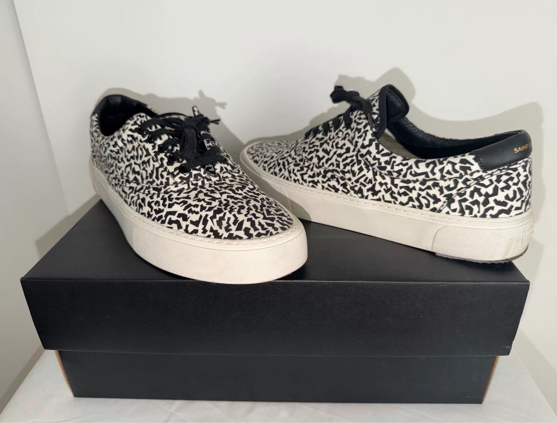 Saint Laurent Paris Saint Laurent Venice Low Flat Shoes Size US 10 / EU 43 - 3 Thumbnail