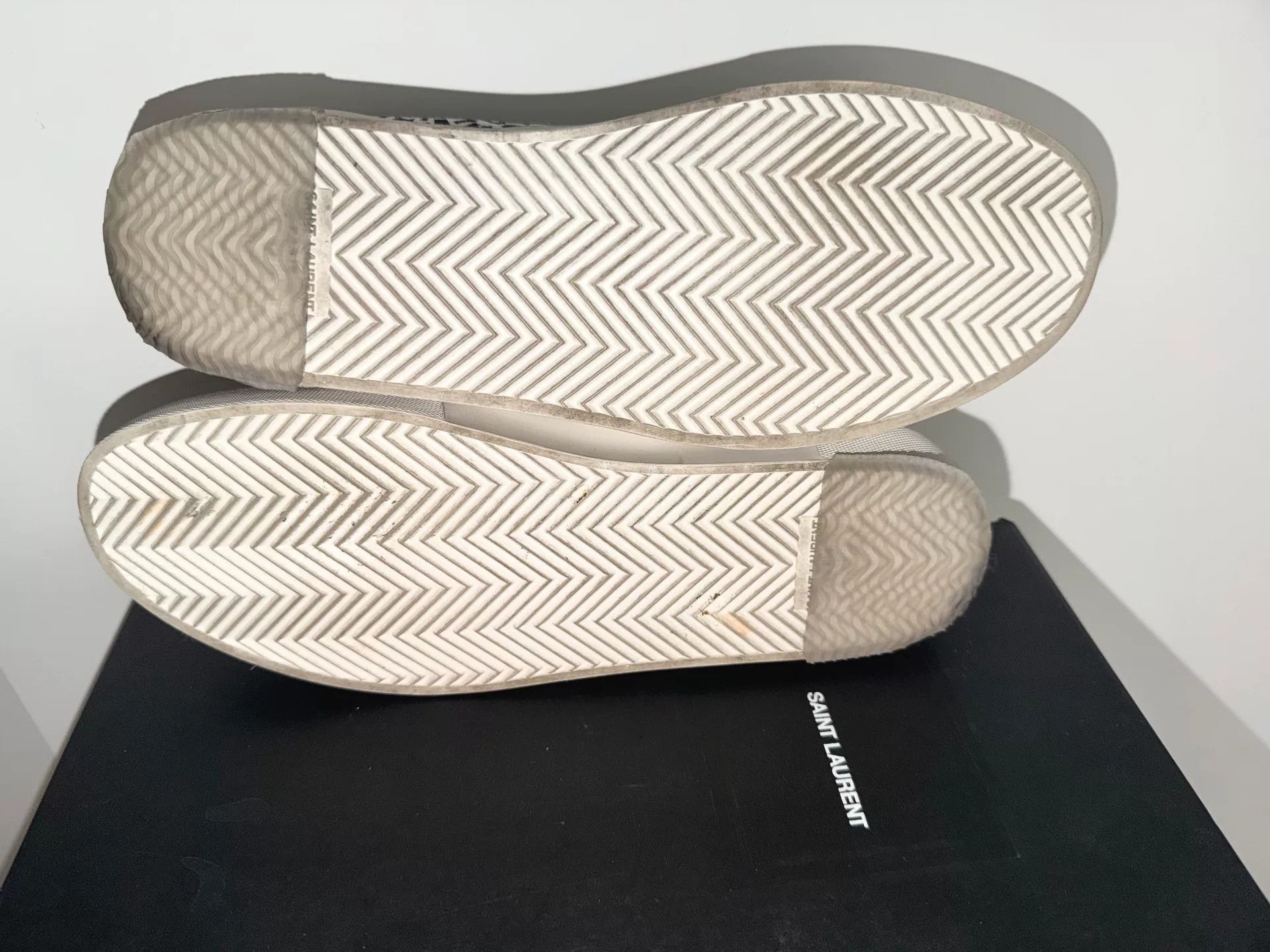 Saint Laurent Paris Saint Laurent Venice Low Flat Shoes Size US 10 / EU 43 - 8 Thumbnail