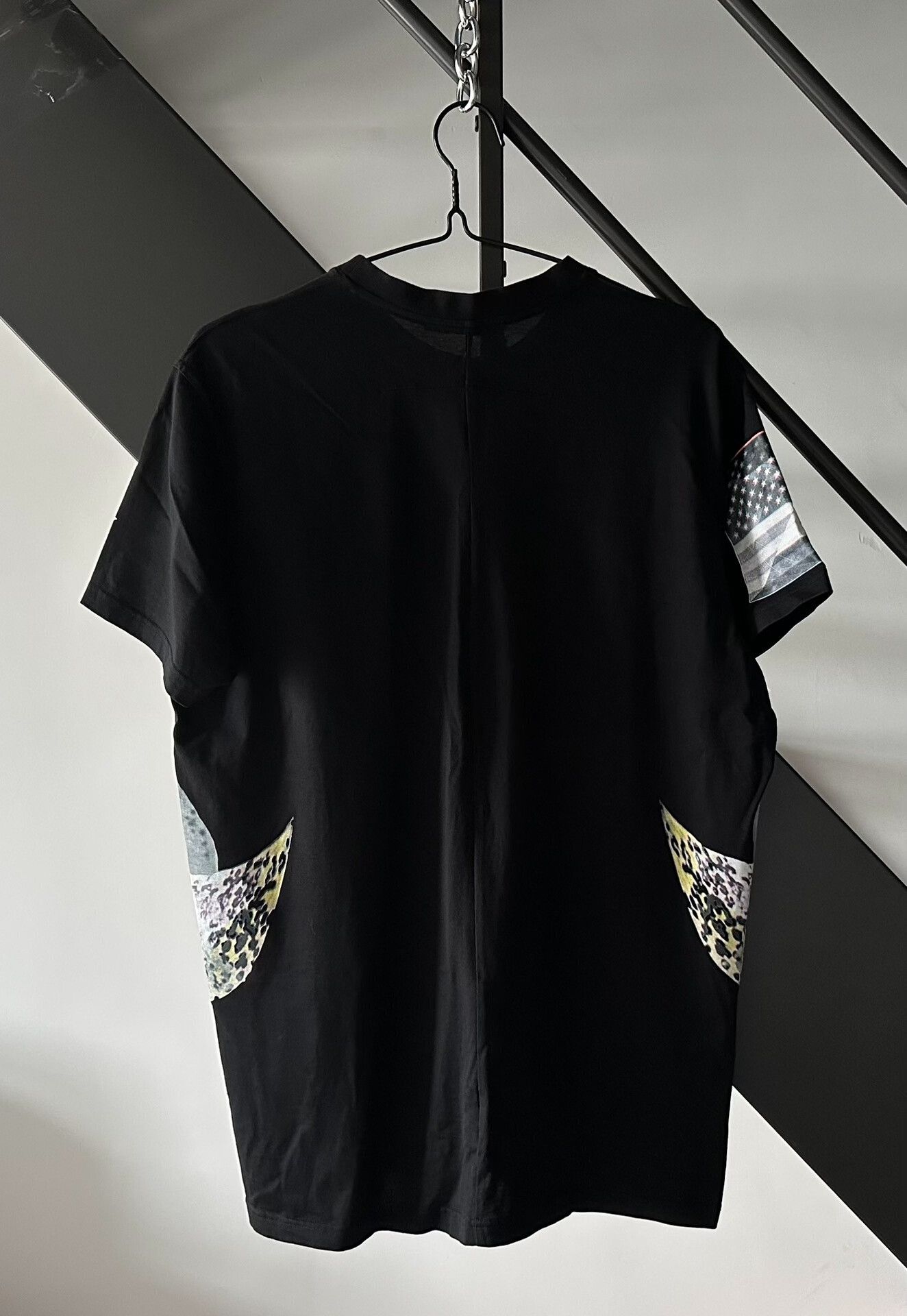 Givenchy Givenchy Orchid T-Shirt for Oversized Wear Size US M / EU 48-50 / 2 - 4 Thumbnail