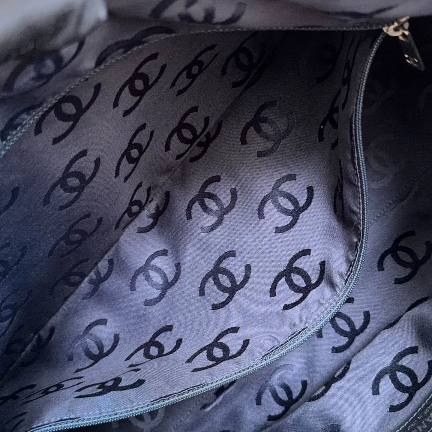 Chanel Pre-loved Bag Very good condition Size ONE SIZE - 9 Thumbnail