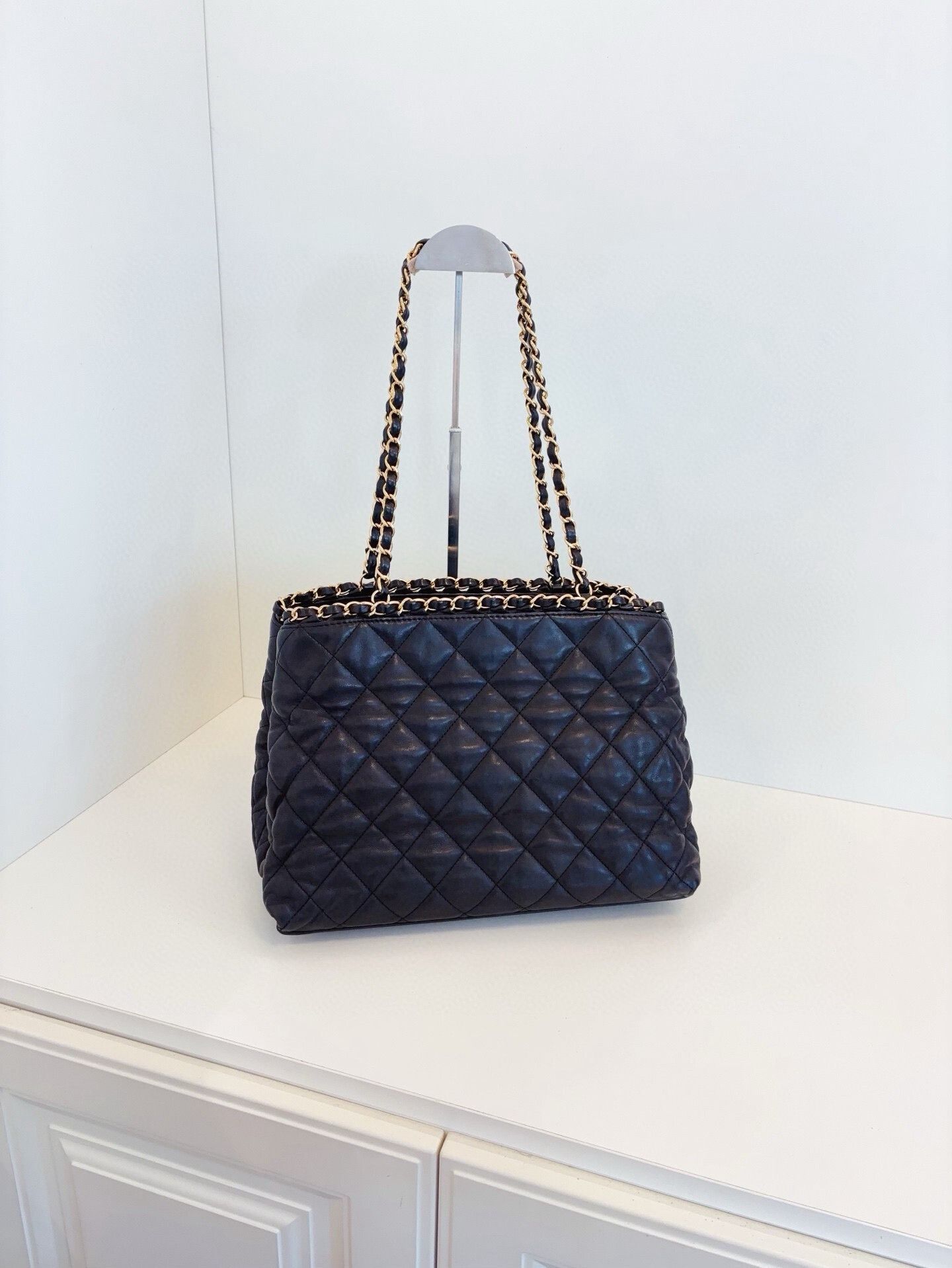 Chanel Pre-loved Bag Very good condition Size ONE SIZE - 2 Thumbnail