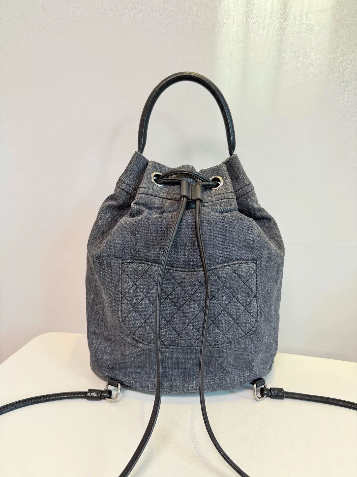 Chanel Pre-loved Bag Very good condition Size ONE SIZE - 2 Thumbnail