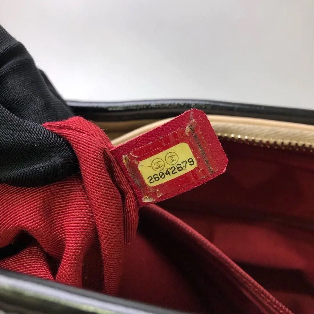 Chanel Pre-loved Bag Very good condition Size ONE SIZE - 9 Thumbnail