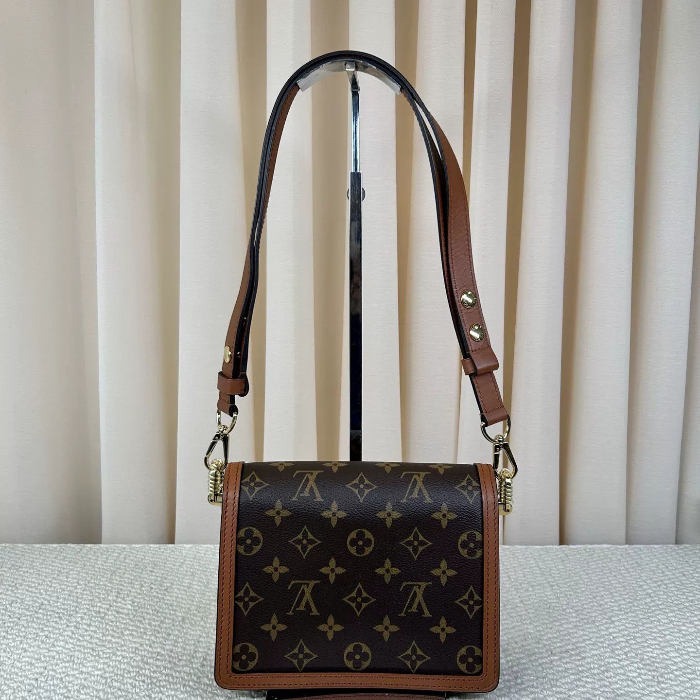 Louis Vuitton Pre-loved Bag Very good condition Size ONE SIZE - 2 Thumbnail