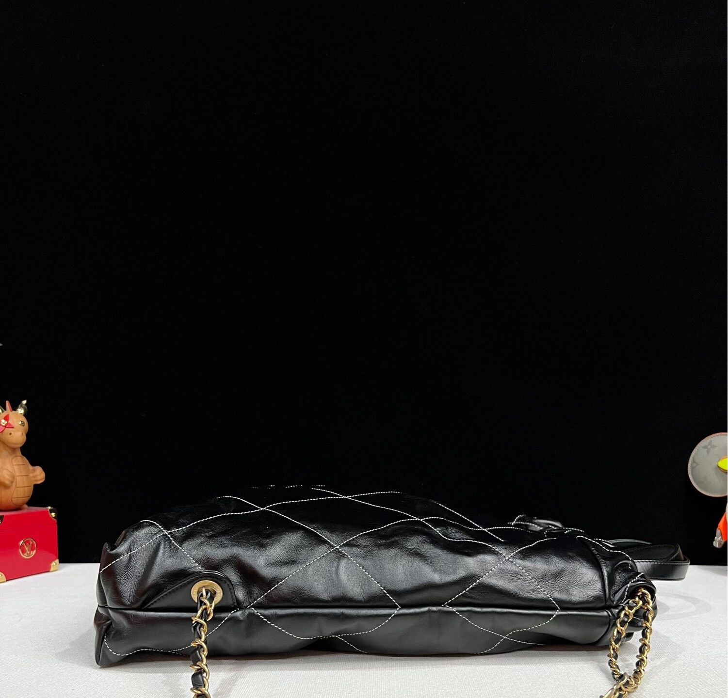 Chanel Pre-loved Bag Very good condition Size ONE SIZE - 3 Thumbnail