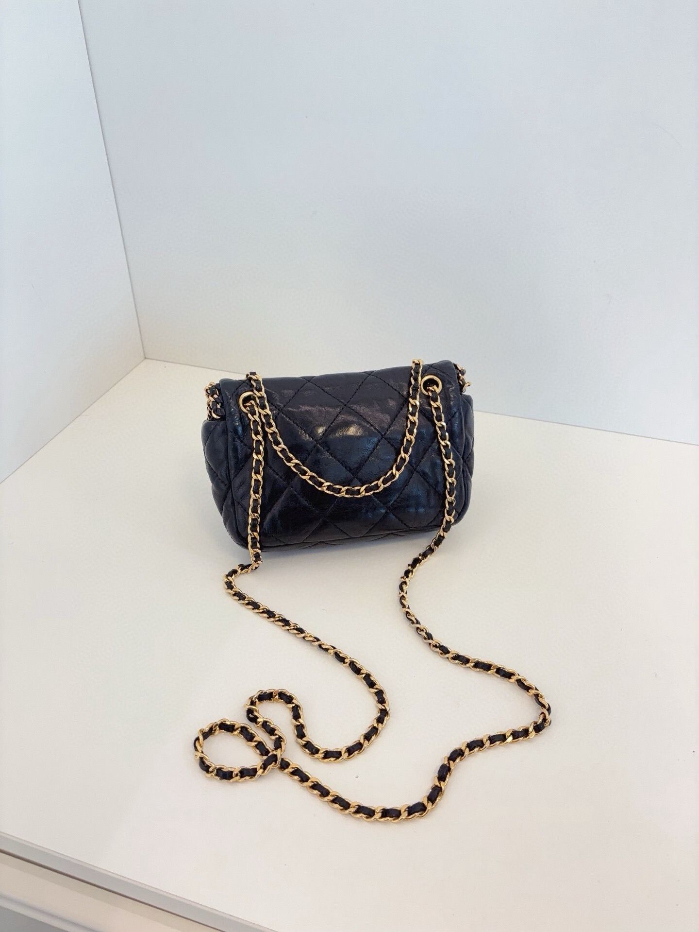 Chanel Pre-loved Bag Very good condition Size ONE SIZE - 4 Thumbnail