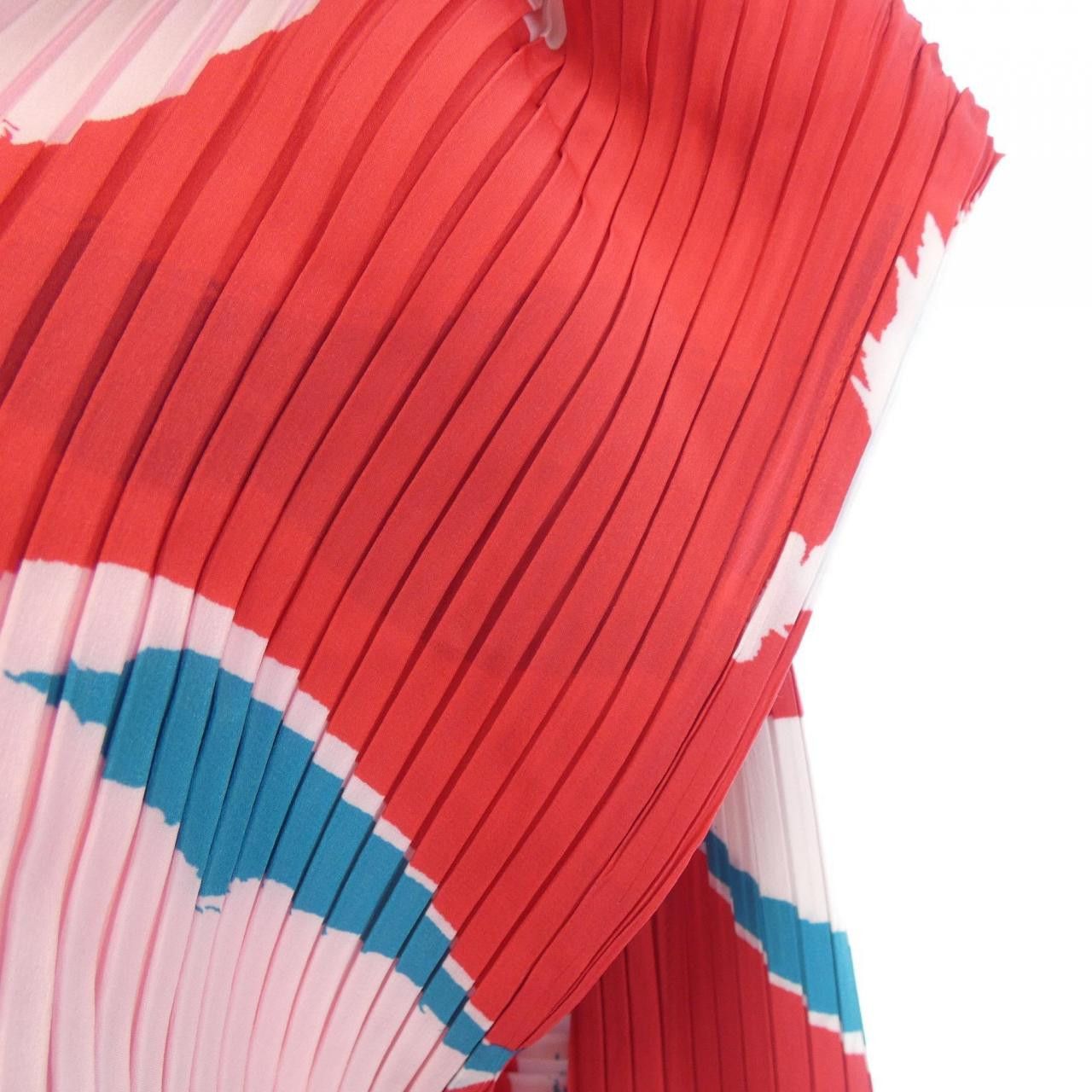 Issey Miyake Issey Miyake ISSEY MIYAKE Top Textile Tops IM43FJ113 DUTY FREE for USA Size ONE SIZE - 6 Thumbnail