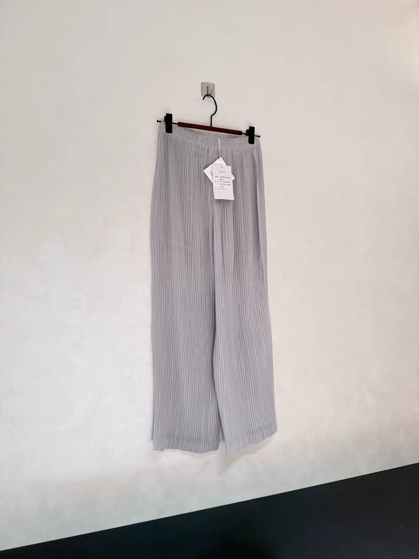 Issey Miyake Issey Miyake Silver Gray Pleated Pants Size 22" - 2 Thumbnail