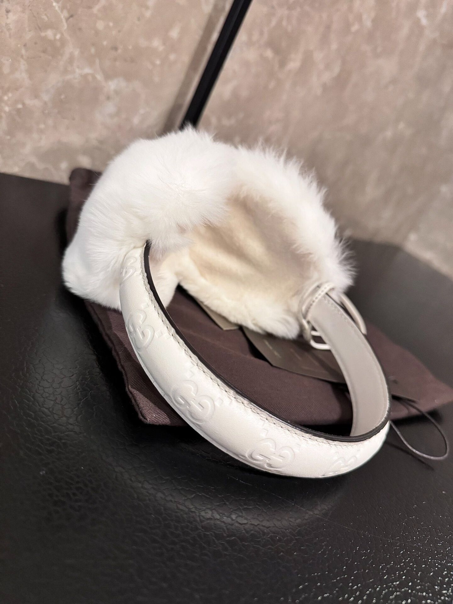 Gucci Gucci White Rabbit Fur Earmuffs Size ONE SIZE - 2 Thumbnail