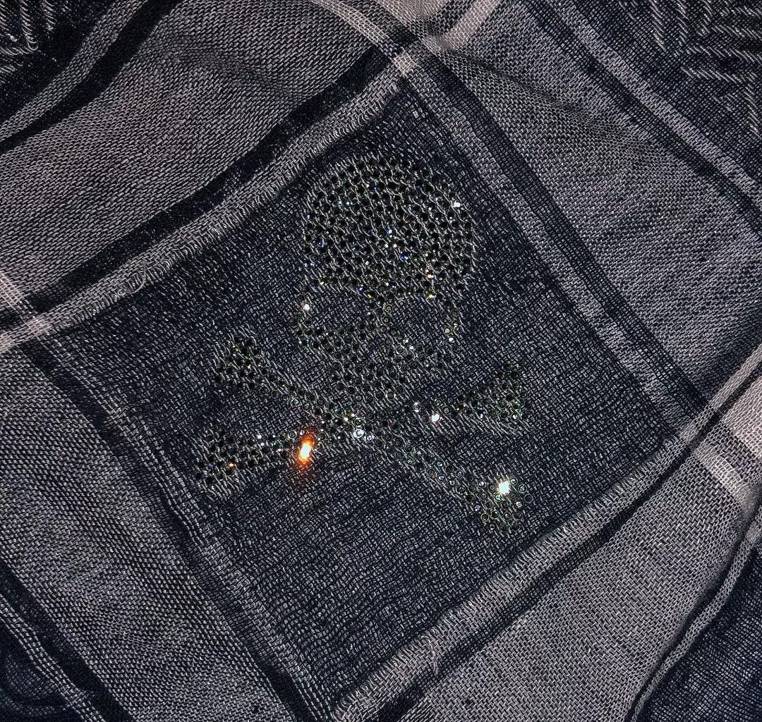 Mastermind Japan mastermind Japan MMJ Skull Swarovski Square Scarf Size ONE SIZE - 3 Thumbnail