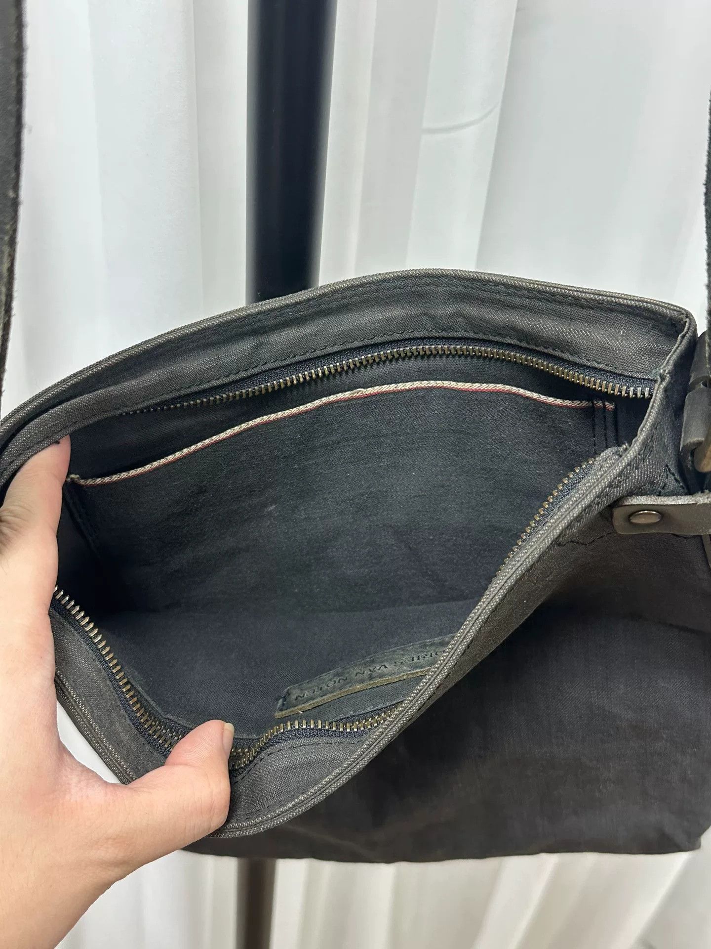 Dries Van Noten Dries Van Noten Messenger Bag in Dark Gray Size ONE SIZE - 6 Thumbnail