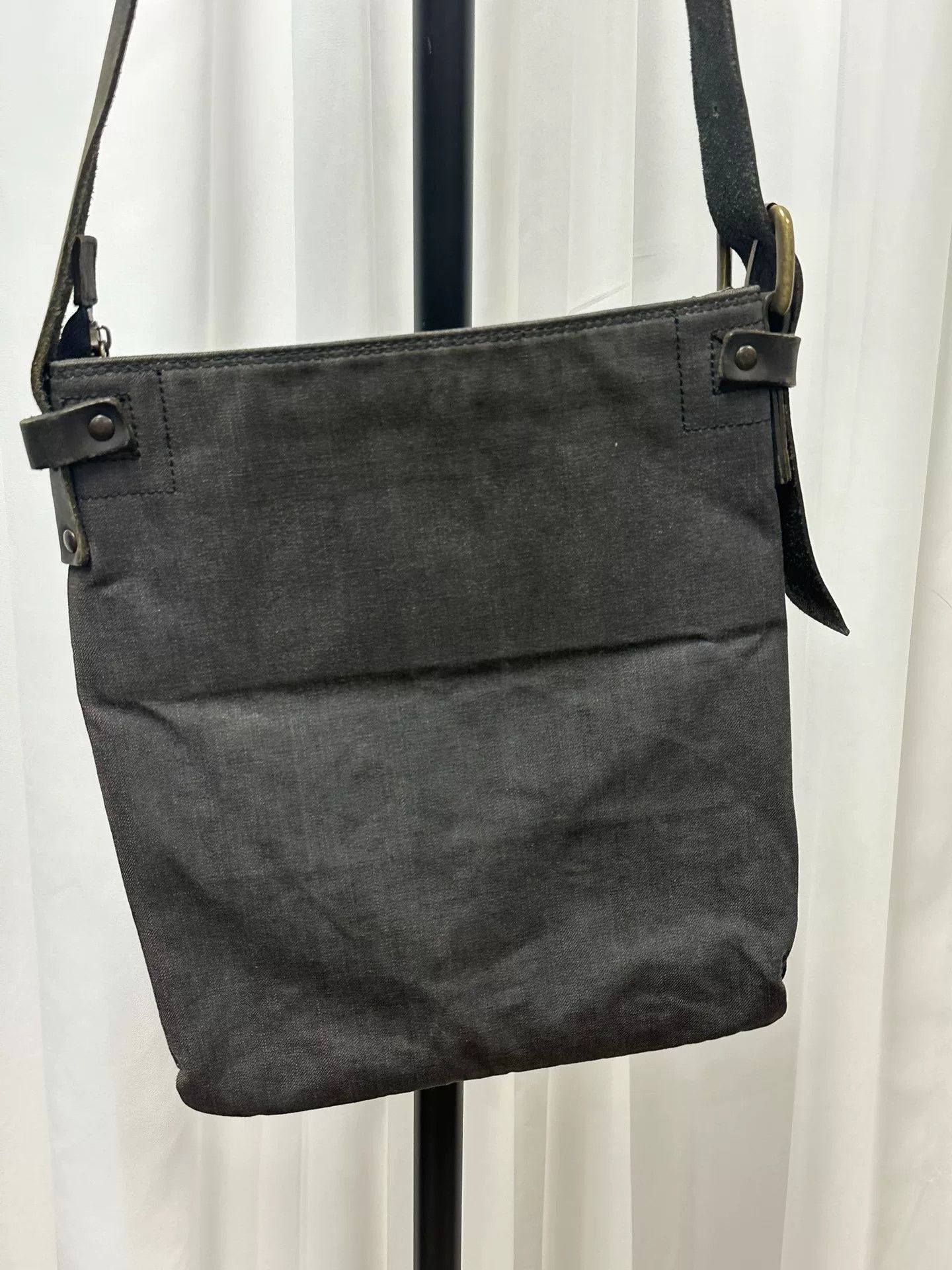 Dries Van Noten Dries Van Noten Messenger Bag in Dark Gray Size ONE SIZE - 4 Thumbnail