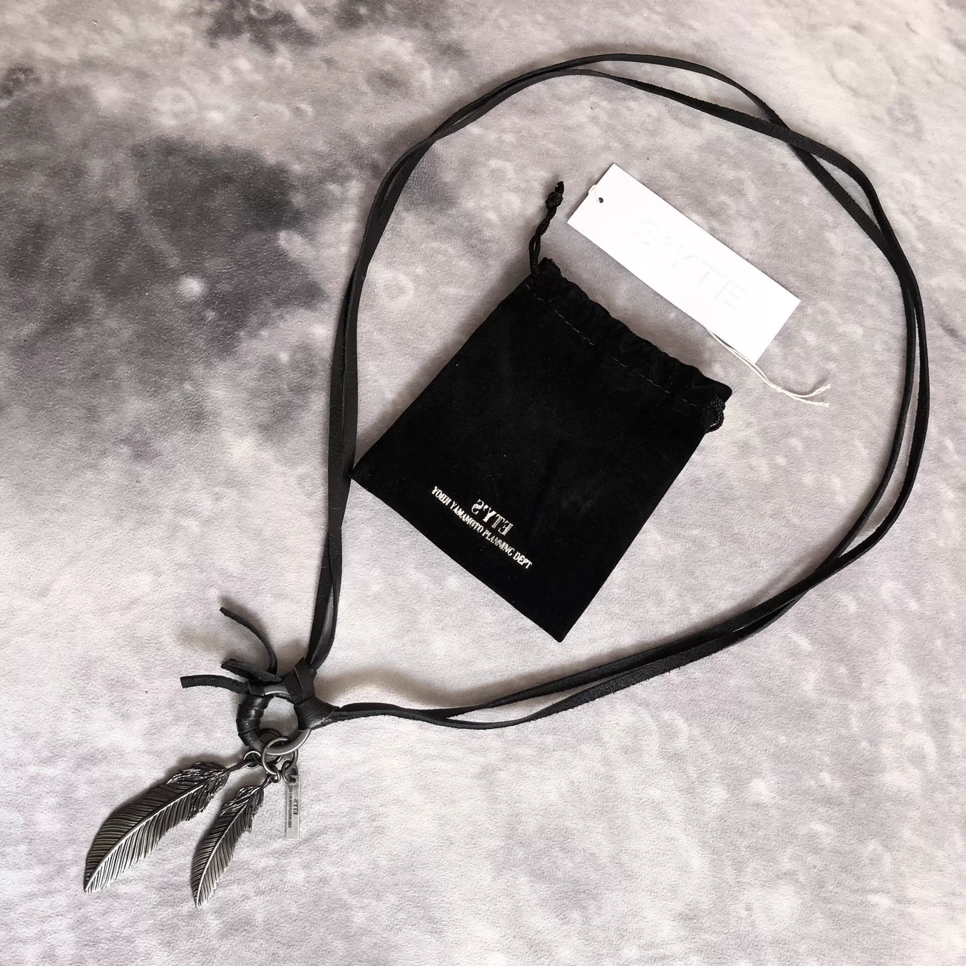 Yohji Yamamoto Yohji Yamamoto SYTE Feather Necklace Size ONE SIZE - 5 Thumbnail