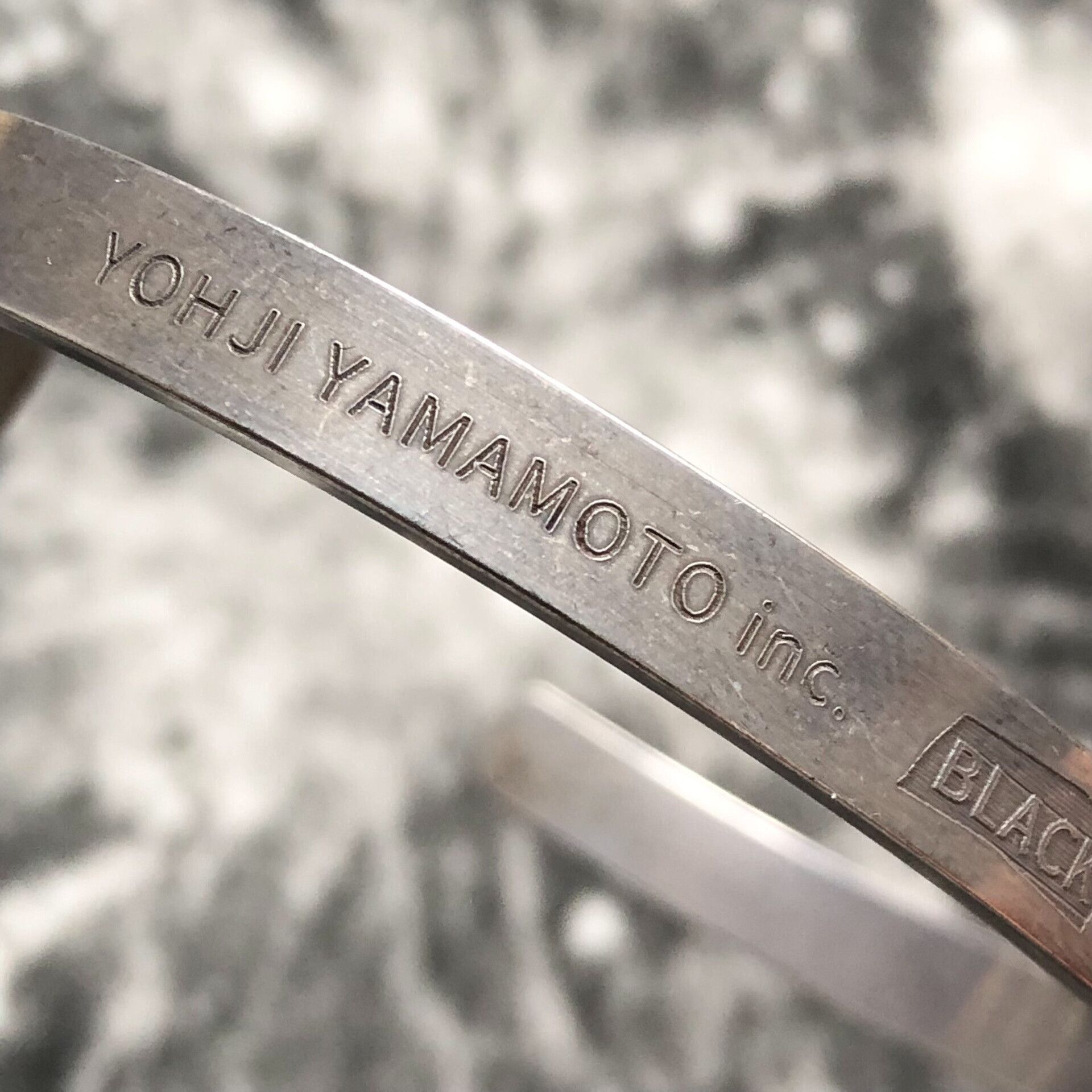 Yohji Yamamoto Yohji Yamamoto SYTE Brass Quote Bracelet Size ONE SIZE - 4 Thumbnail