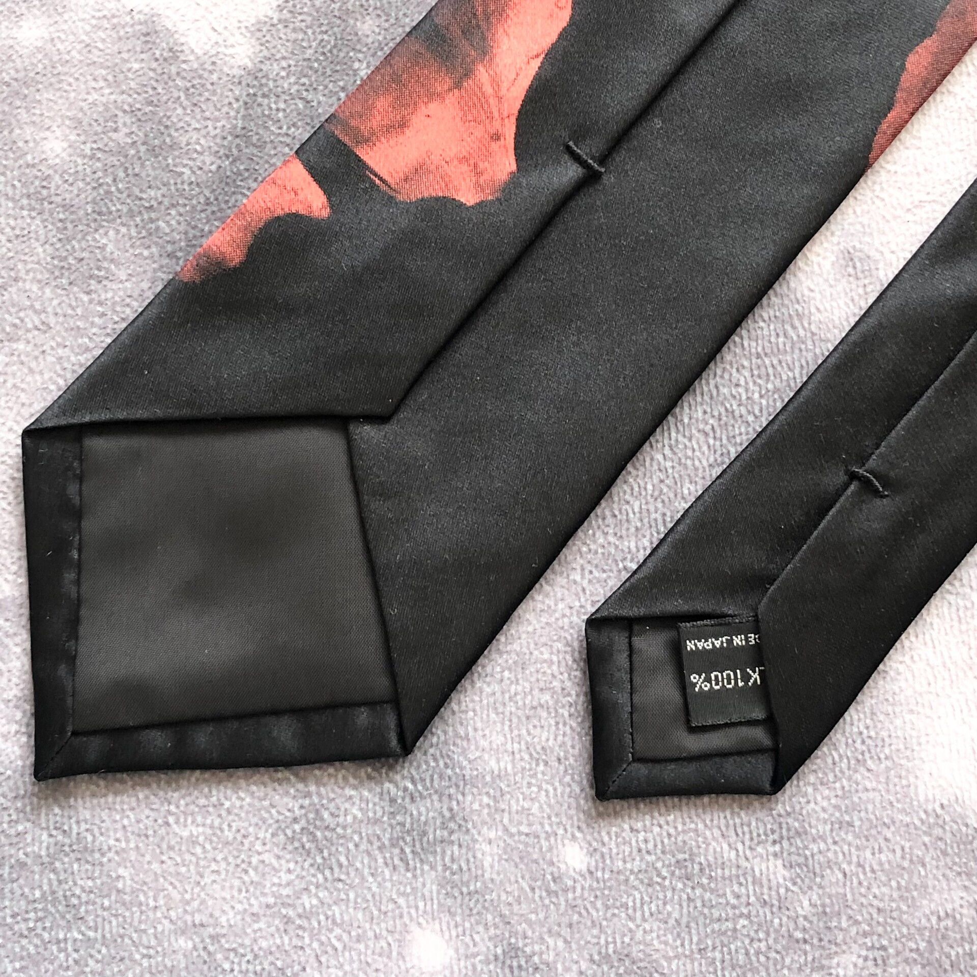 Yohji Yamamoto Yohji Yamamoto SYTE Red Poppy Silk Tie Size ONE SIZE - 8 Thumbnail