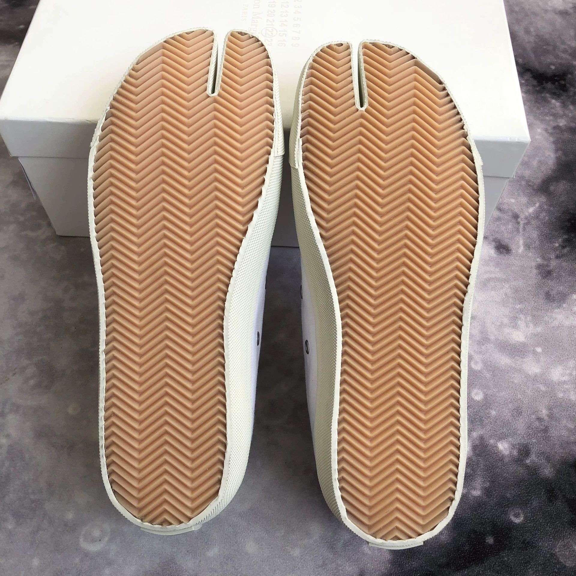 Maison Margiela Maison Margiela Tabi Canvas Men's Shoes Size US 9 / EU 42 - 6 Thumbnail