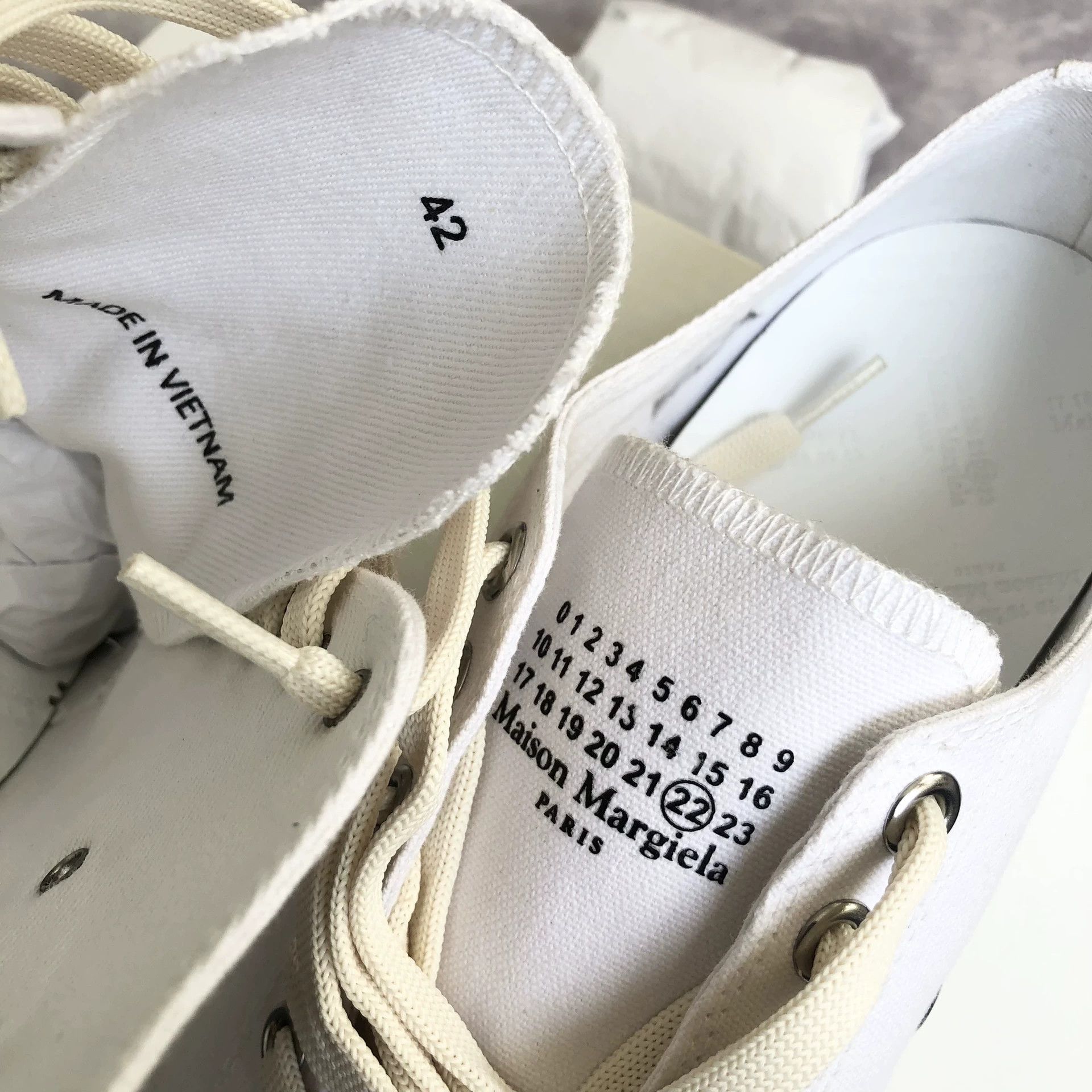 Maison Margiela Maison Margiela Tabi Canvas Men's Shoes Size US 9 / EU 42 - 3 Thumbnail